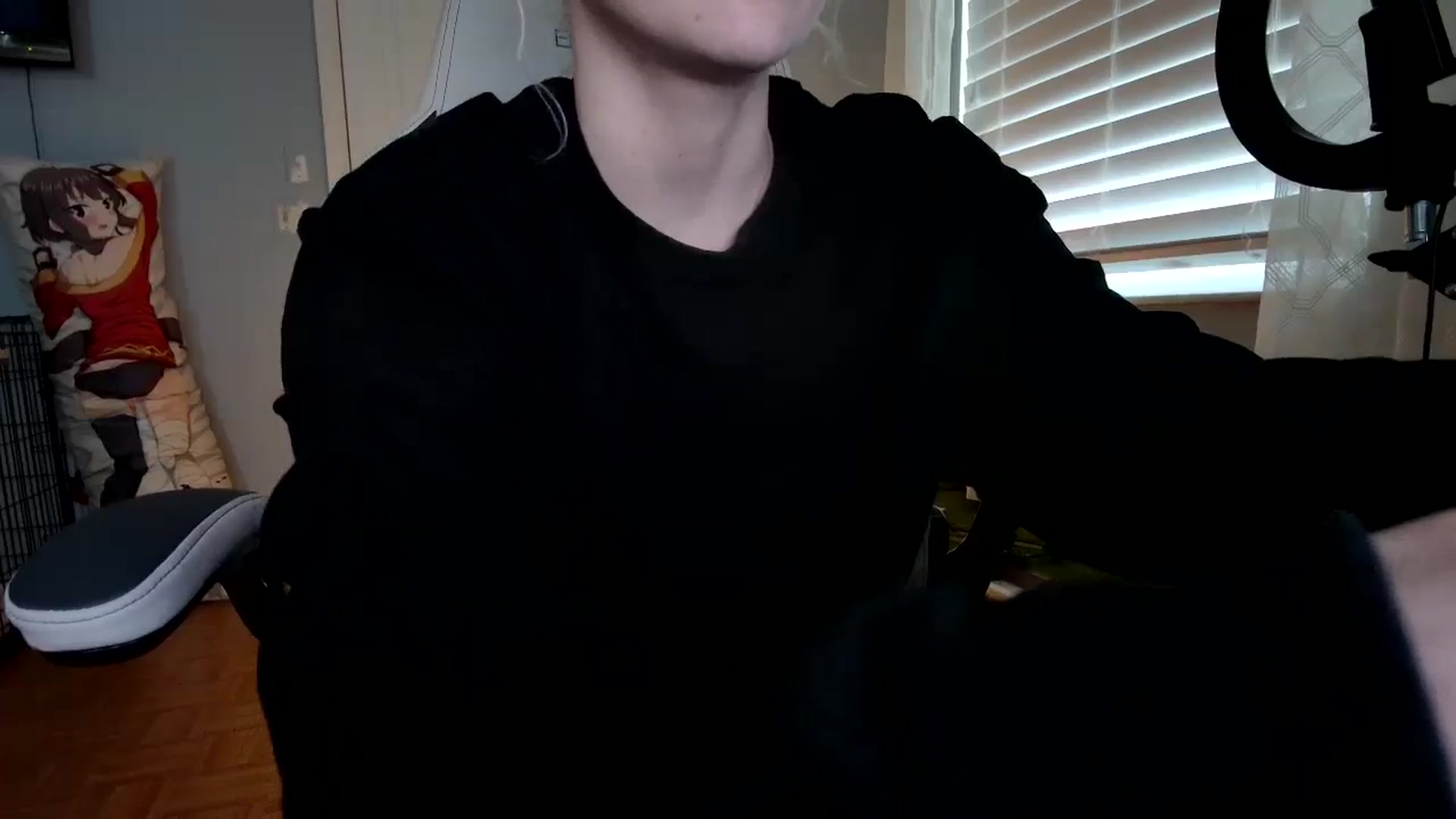 Gallery image thumbnail from DuckChan0's myfreecams stream on, 12/08/2024, 17:42 image 6 of 20