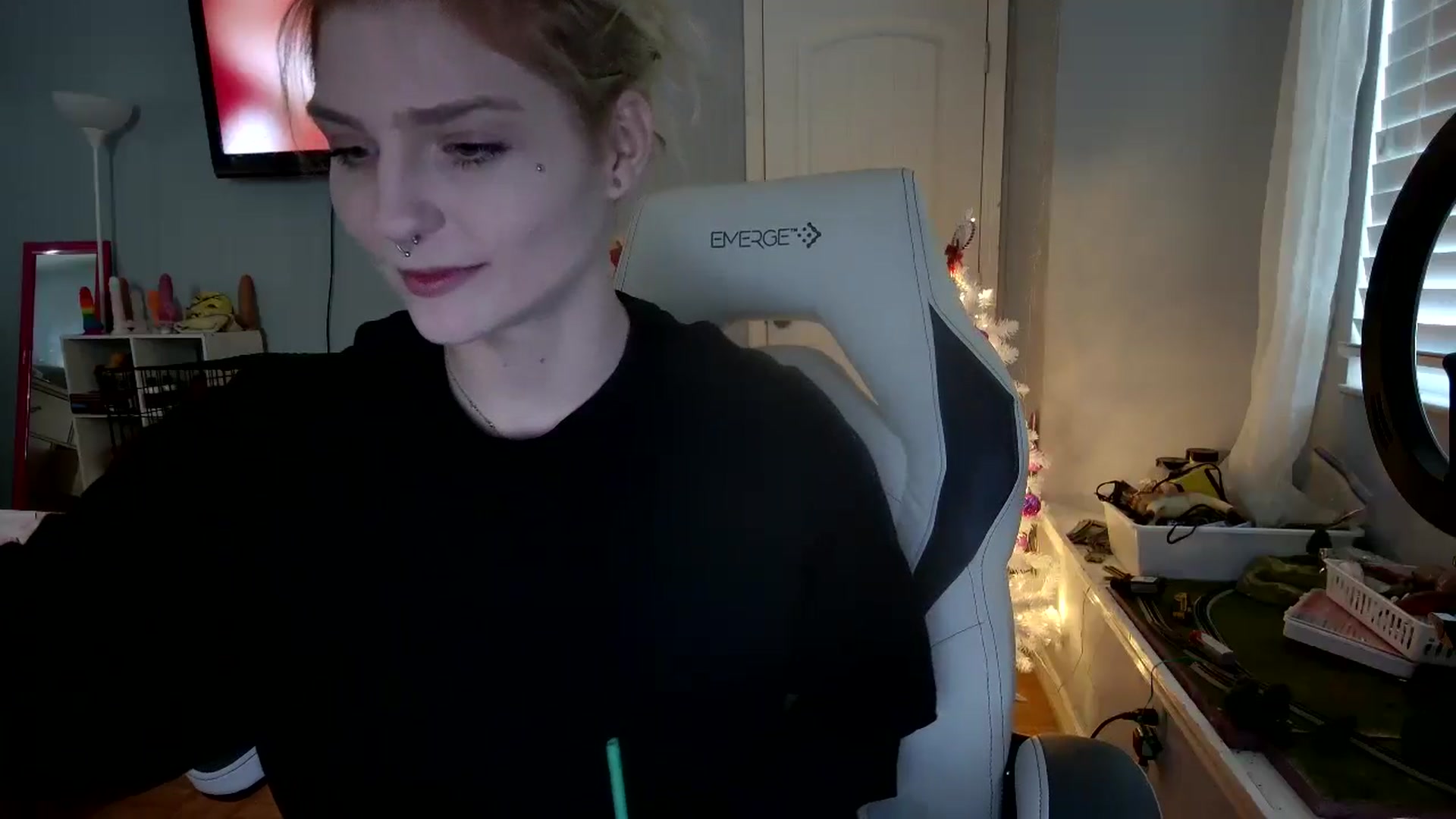 Gallery image thumbnail from DuckChan0's myfreecams stream on, 12/08/2024, 17:42 image 2 of 20