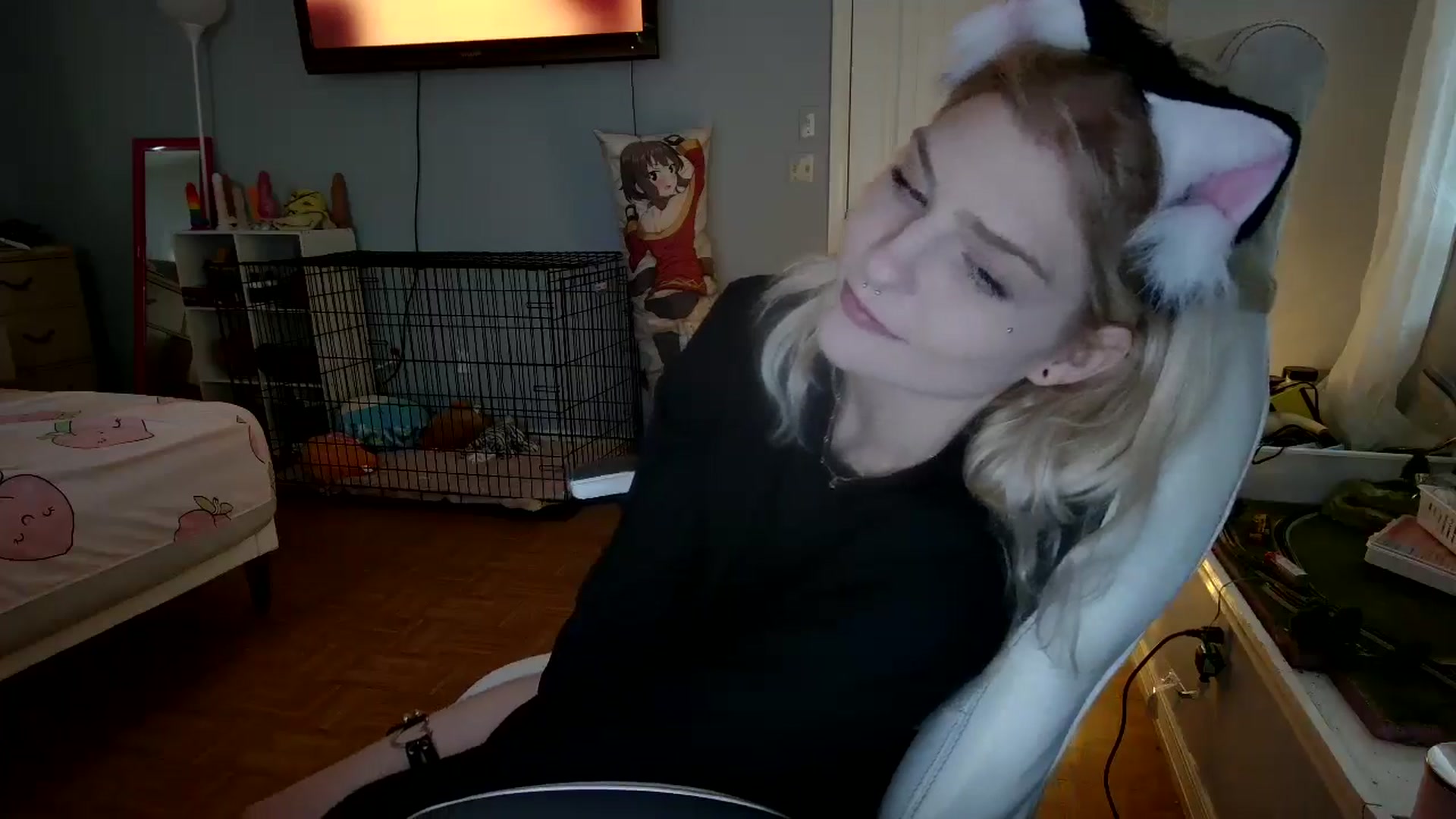 Gallery image thumbnail from DuckChan0's myfreecams stream on, 12/08/2024, 18:14 image 5 of 20