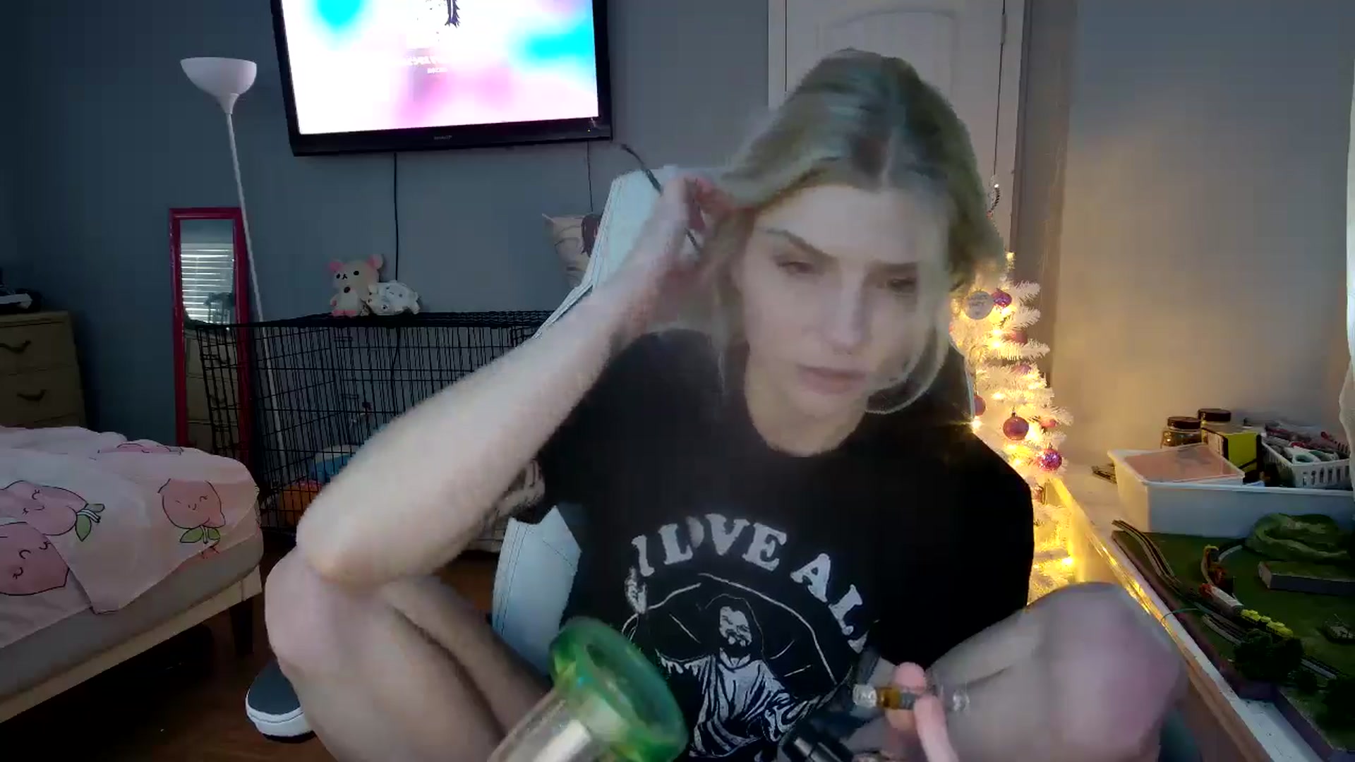 Gallery image thumbnail from DuckChan0's myfreecams stream on, 12/09/2024, 16:04 image 7 of 20