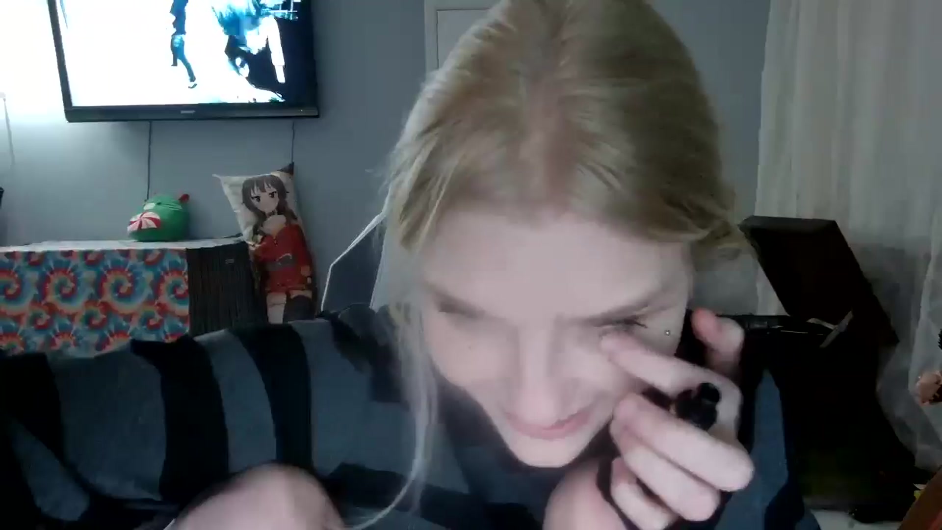 Gallery image thumbnail from DuckChan0's myfreecams stream on, 12/26/2024, 24:21 image 8 of 20