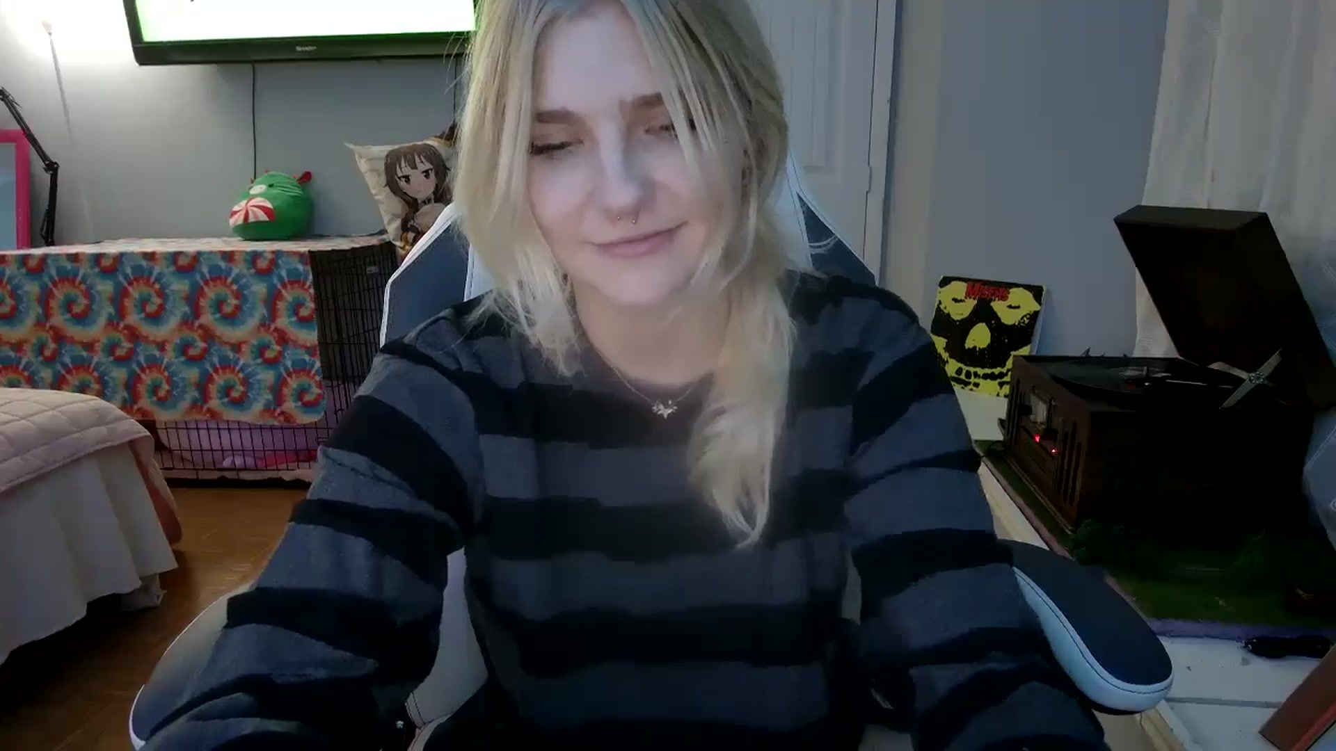 Gallery image thumbnail from DuckChan0's myfreecams stream on, 12/26/2024, 24:51 image 9 of 20