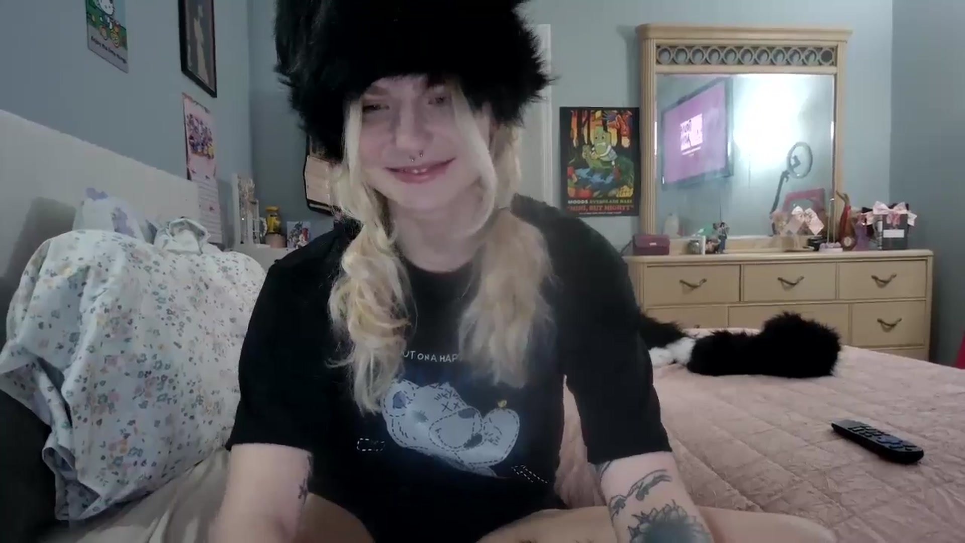Gallery image thumbnail from DuckChan0's myfreecams stream on, 12/26/2024, 17:01 image 11 of 20