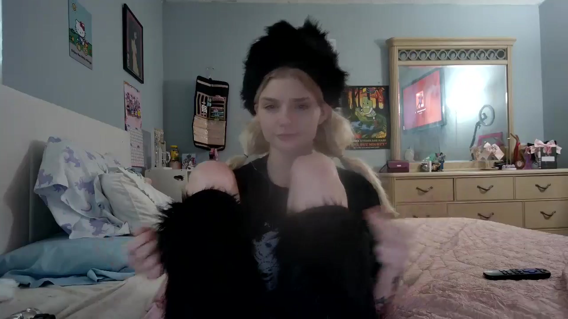 Gallery image thumbnail from DuckChan0's myfreecams stream on, 12/26/2024, 17:46 image 10 of 20