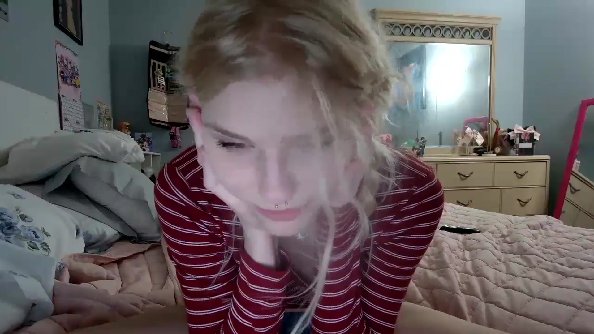 Gallery image thumbnail from DuckChan0's myfreecams stream on, 12/28/2024, 03:11 image 8 of 20