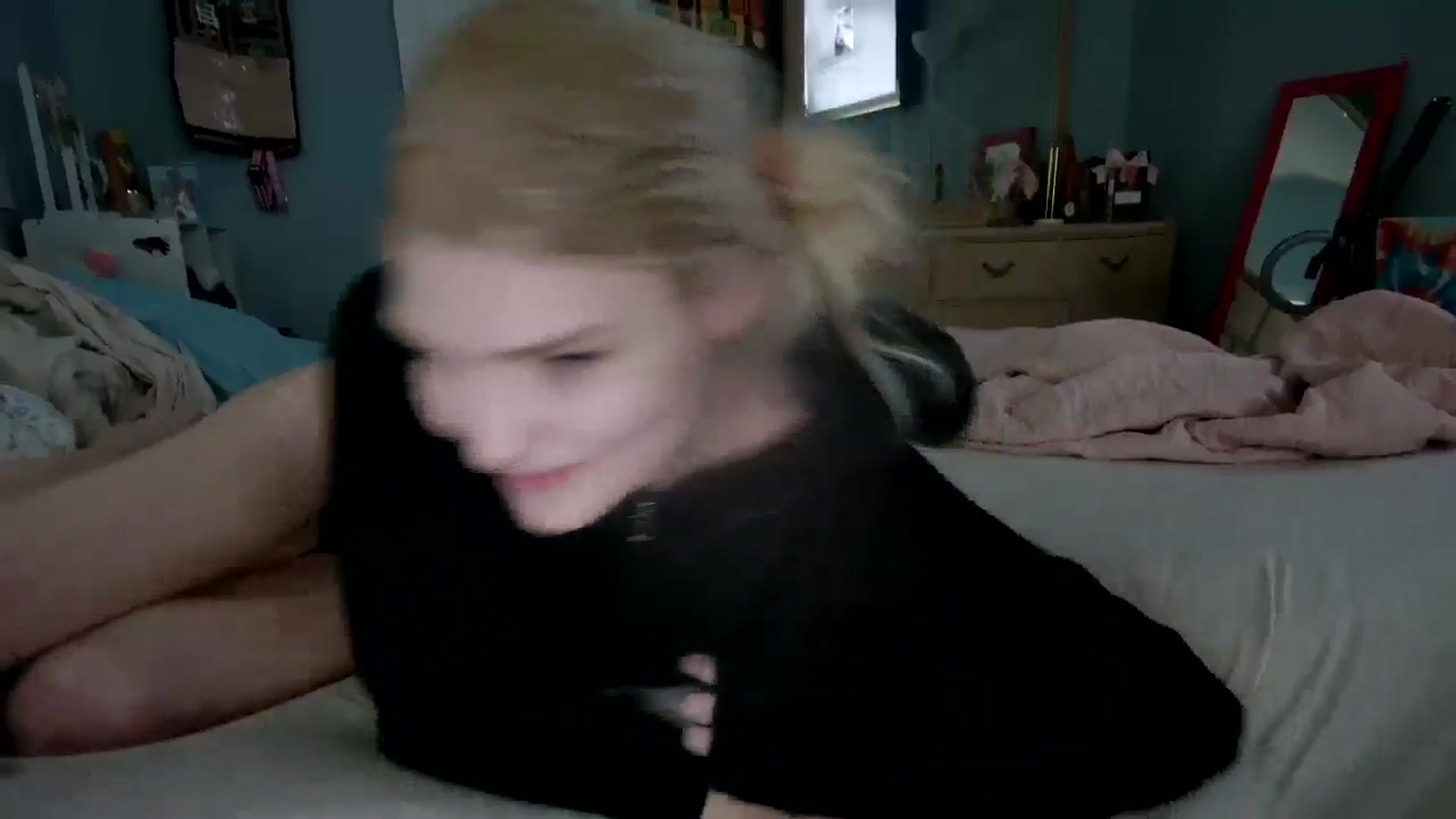 Gallery image thumbnail from DuckChan0's myfreecams stream on, 12/28/2024, 17:28 image 19 of 20
