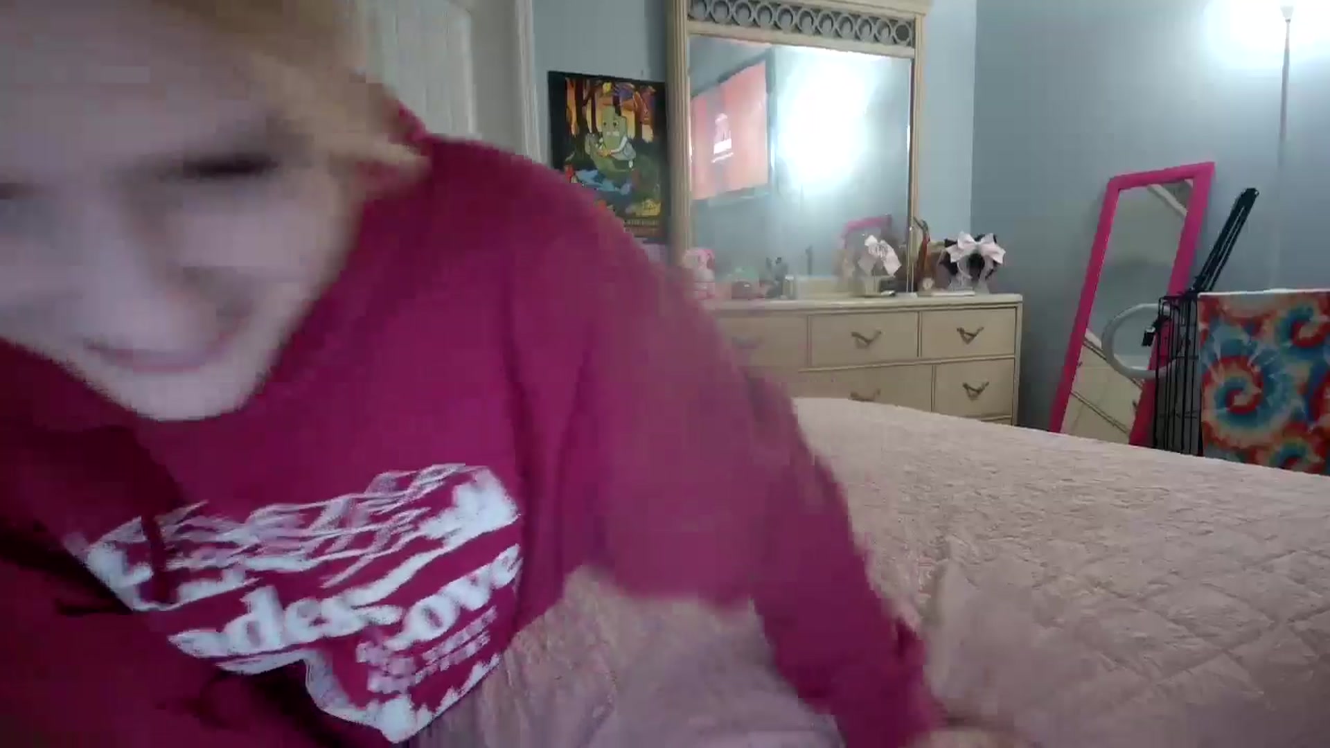 Gallery image thumbnail from DuckChan0's myfreecams stream on, 12/29/2024, 18:06 image 10 of 20