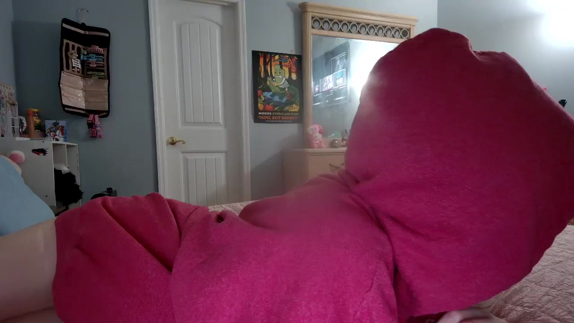 Gallery image thumbnail from DuckChan0's myfreecams stream on, 12/29/2024, 18:06 image 19 of 20