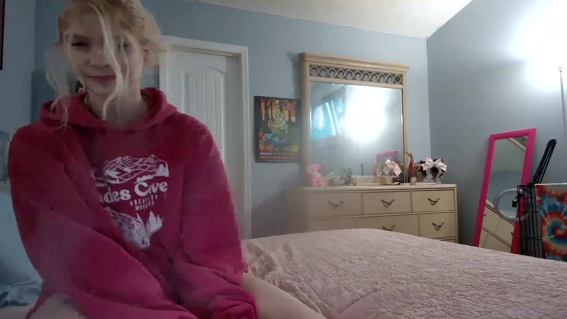 Gallery image thumbnail from DuckChan0's myfreecams stream on, 12/29/2024, 18:06 image 17 of 20