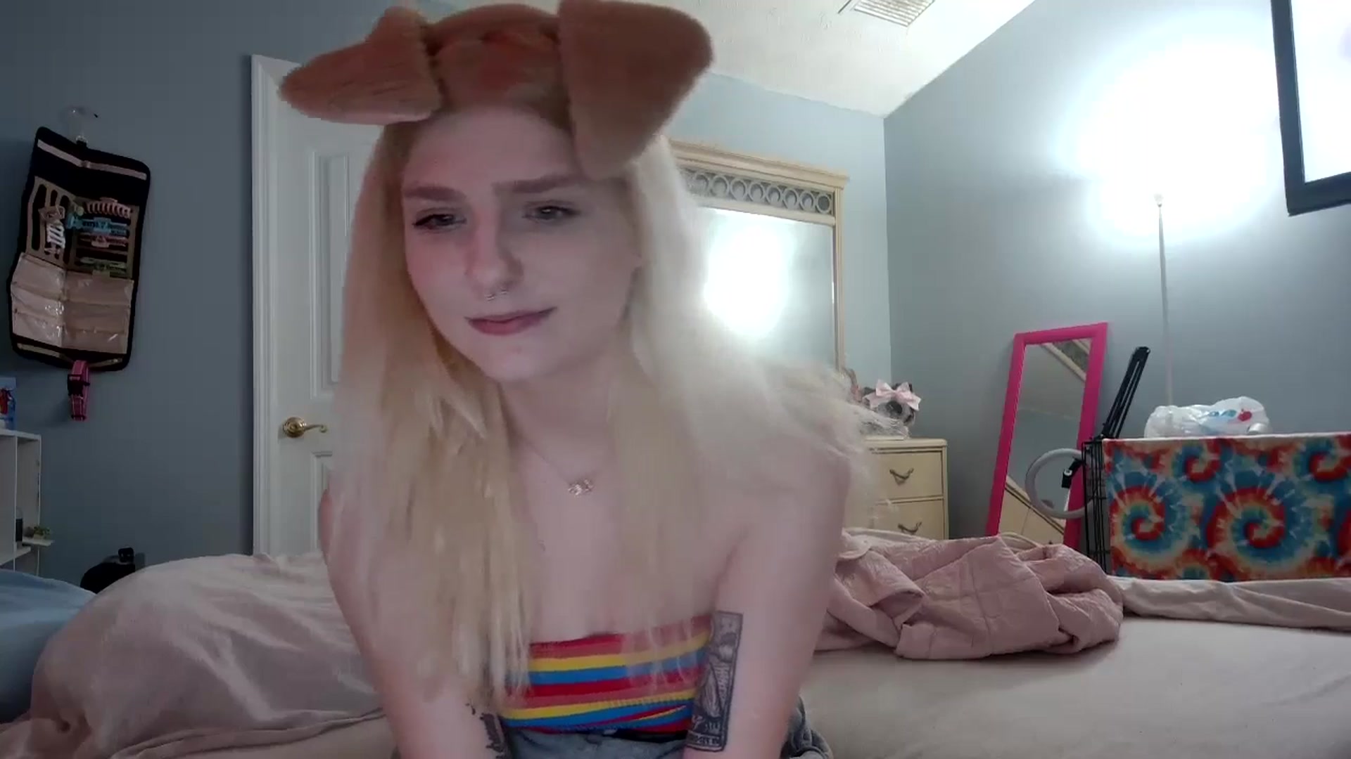 Gallery image thumbnail from DuckChan0's myfreecams stream on, 12/30/2024, 18:00 image 3 of 20