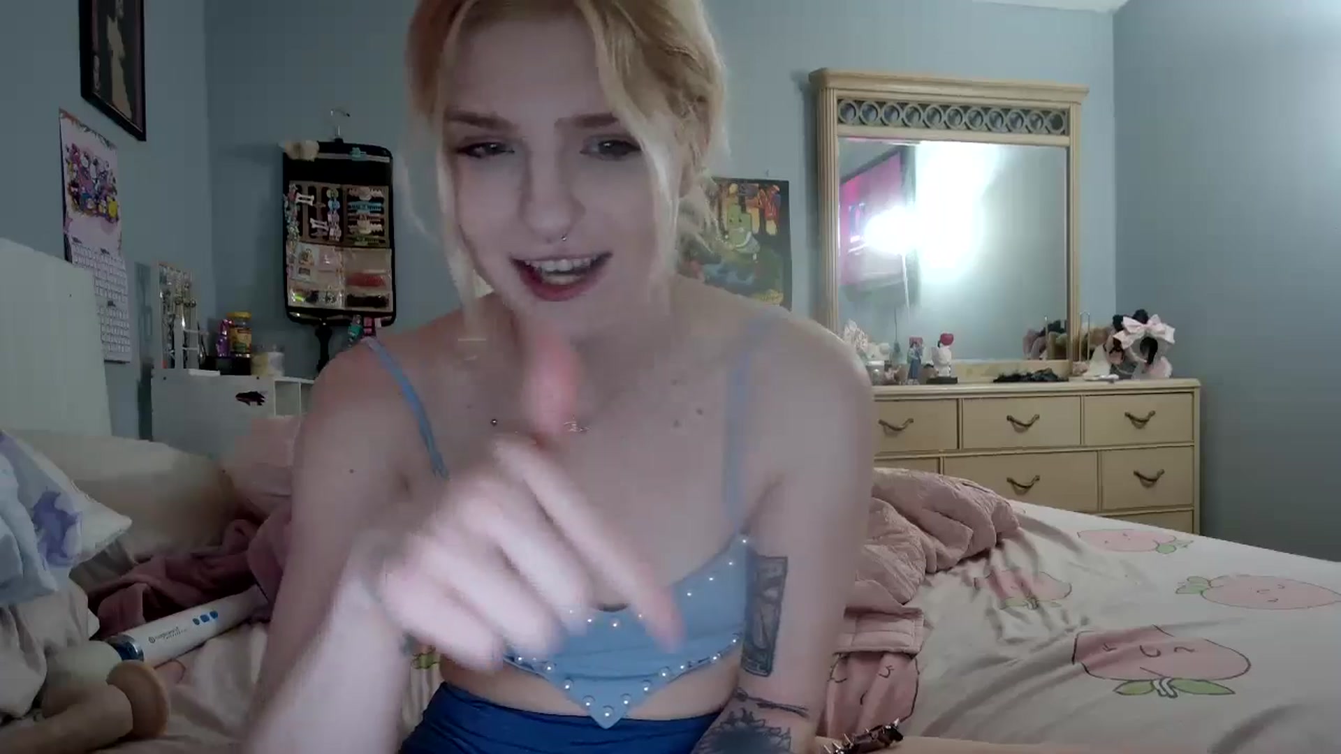 Gallery image thumbnail from DuckChan0's myfreecams stream on, 01/02/2025, 18:09 image 7 of 20