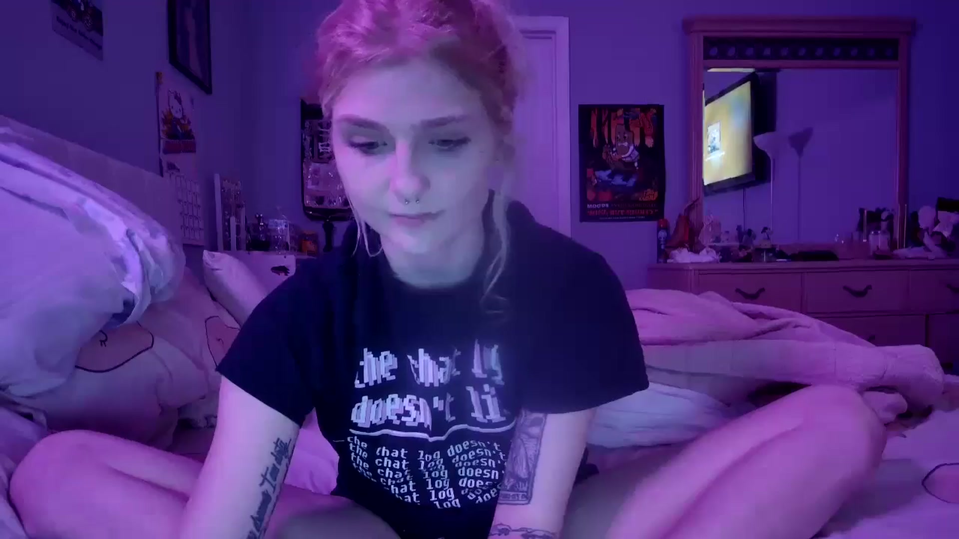 Gallery image thumbnail from DuckChan0's myfreecams stream on, 01/05/2025, 24:52 image 9 of 20