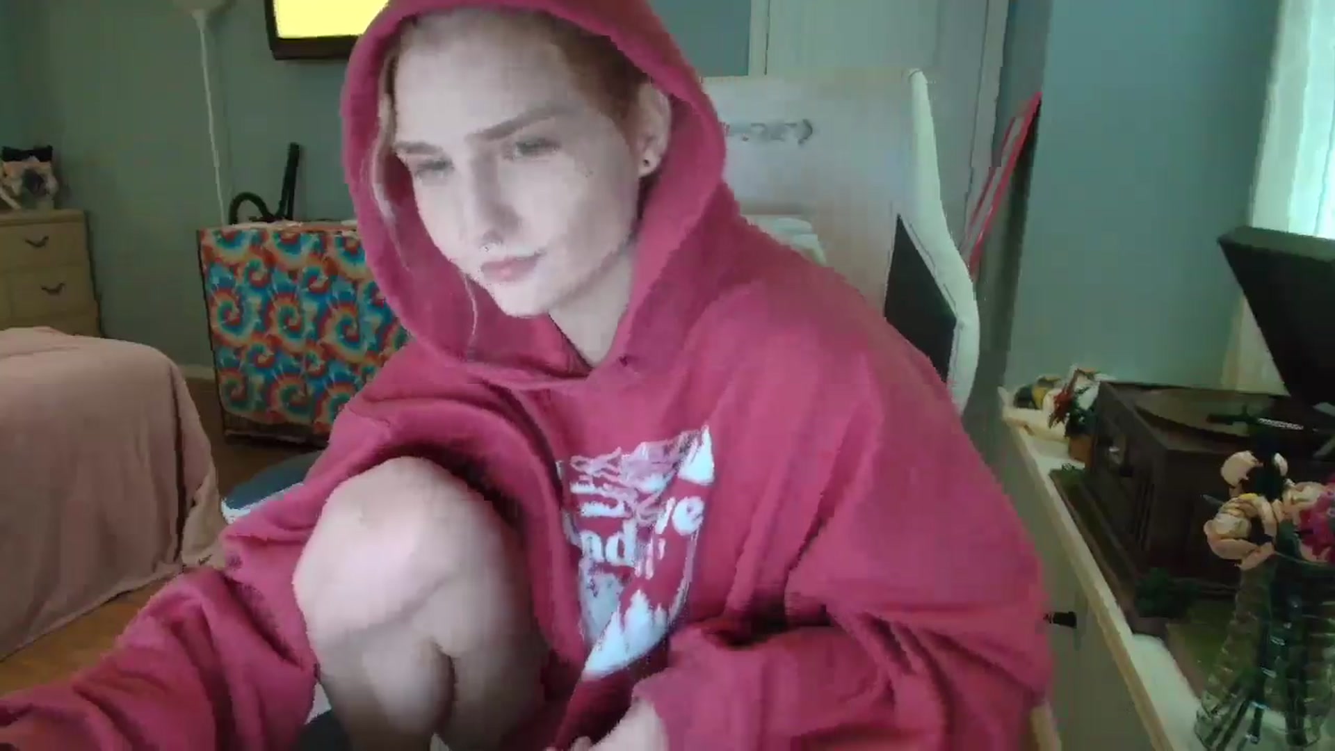 Gallery image thumbnail from DuckChan0's myfreecams stream on, 01/08/2025, 16:10 image 12 of 20