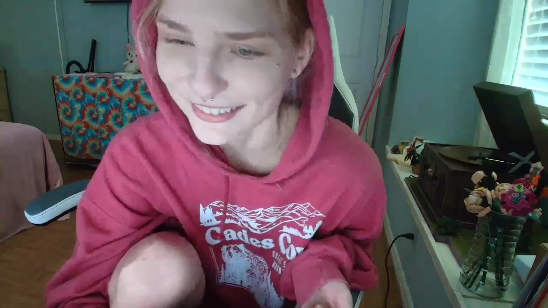 Gallery image thumbnail from DuckChan0's myfreecams stream on, 01/08/2025, 16:10 image 13 of 20