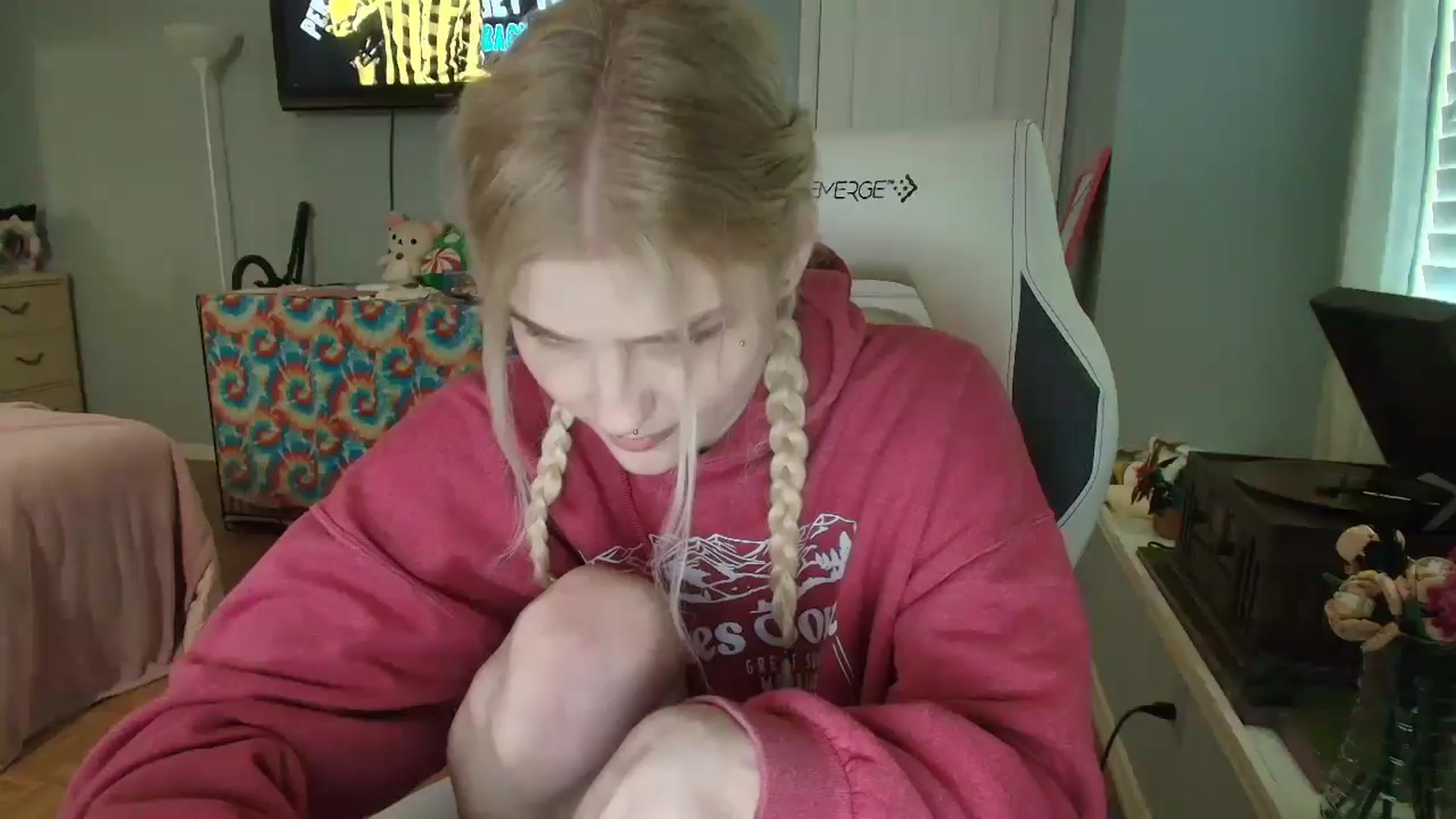Gallery image thumbnail from DuckChan0's myfreecams stream on, 01/08/2025, 17:06 image 1 of 20