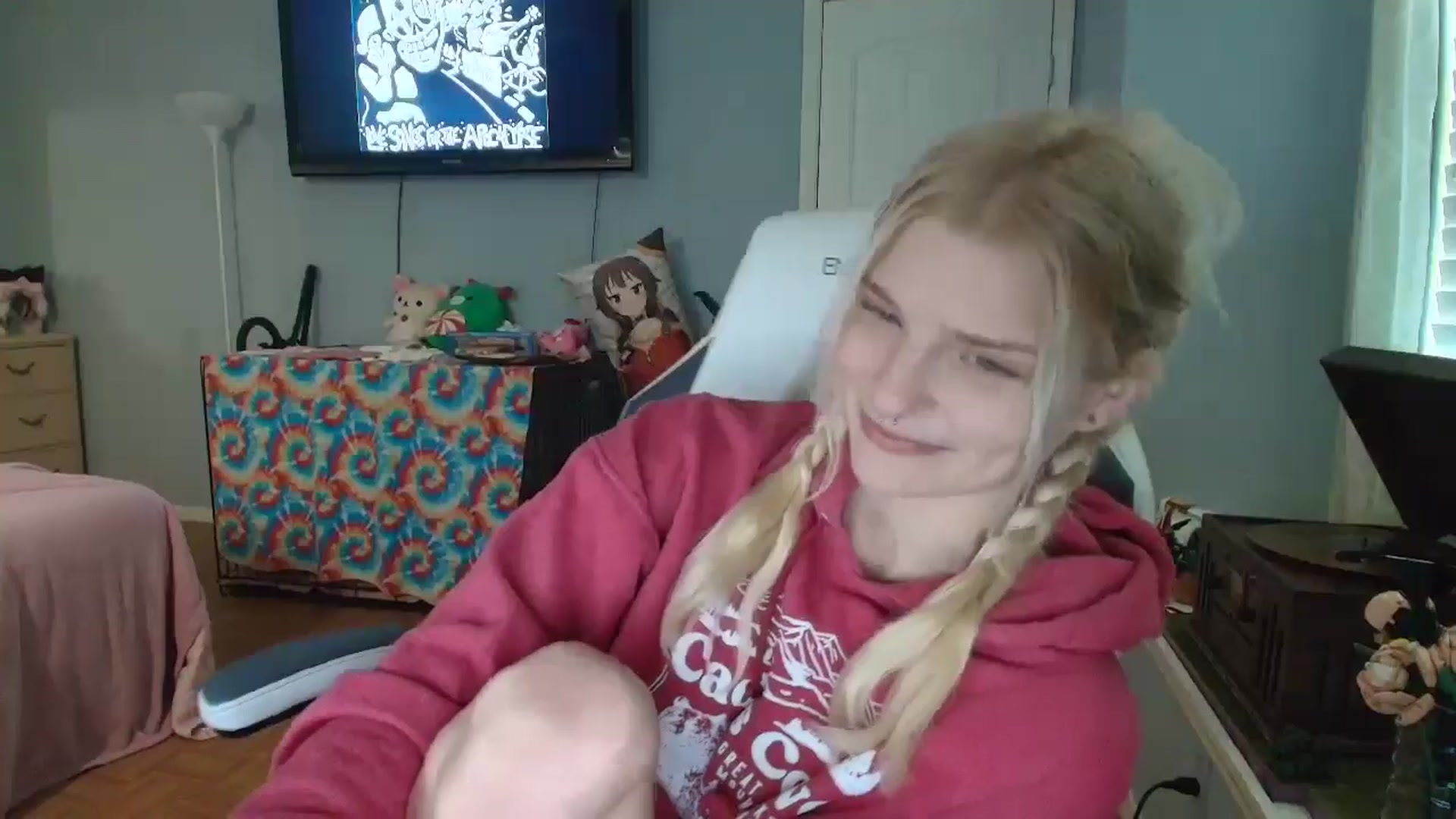 Gallery image thumbnail from DuckChan0's myfreecams stream on, 01/08/2025, 17:06 image 17 of 20
