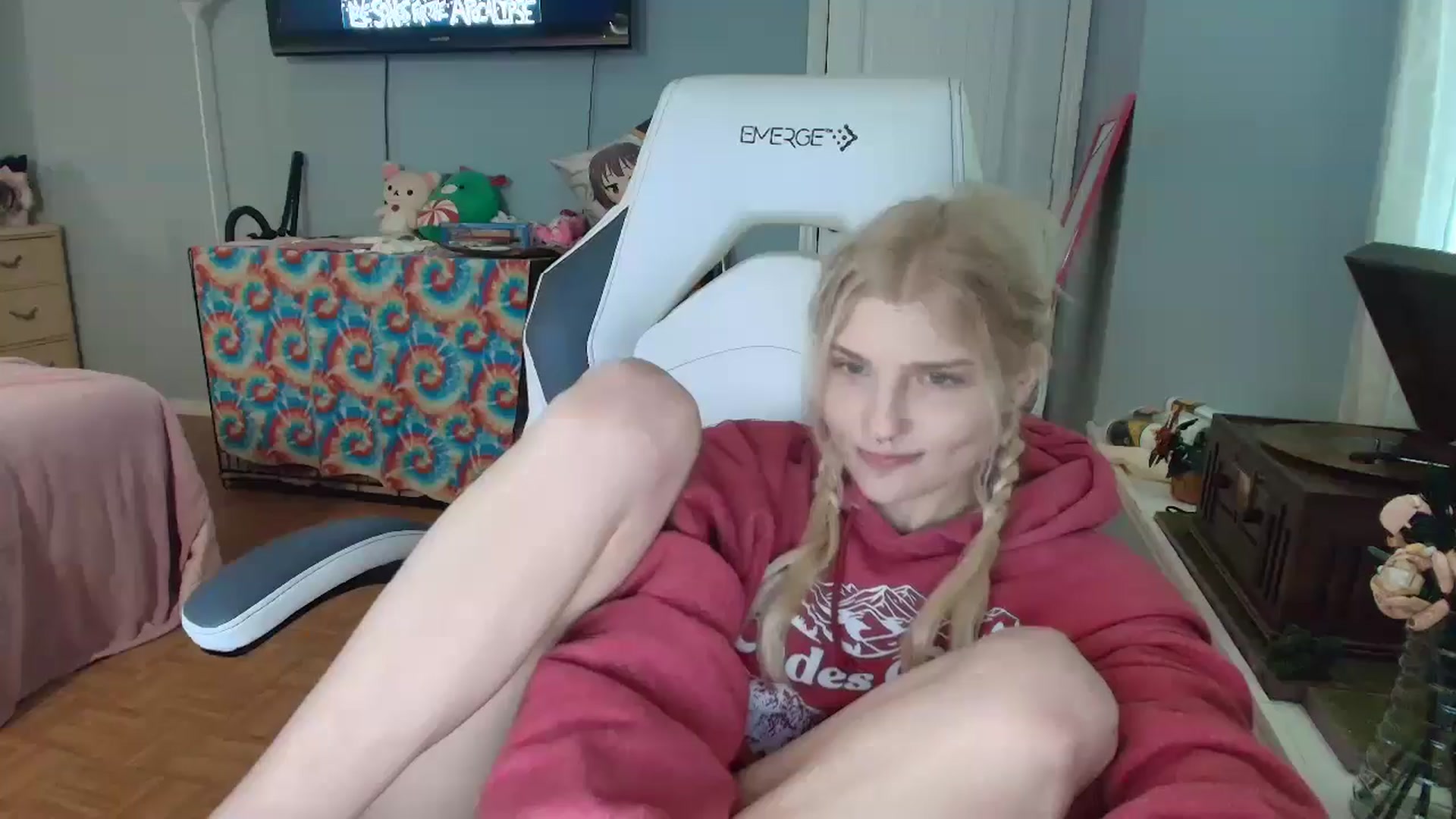 Gallery image thumbnail from DuckChan0's myfreecams stream on, 01/08/2025, 17:06 image 16 of 20