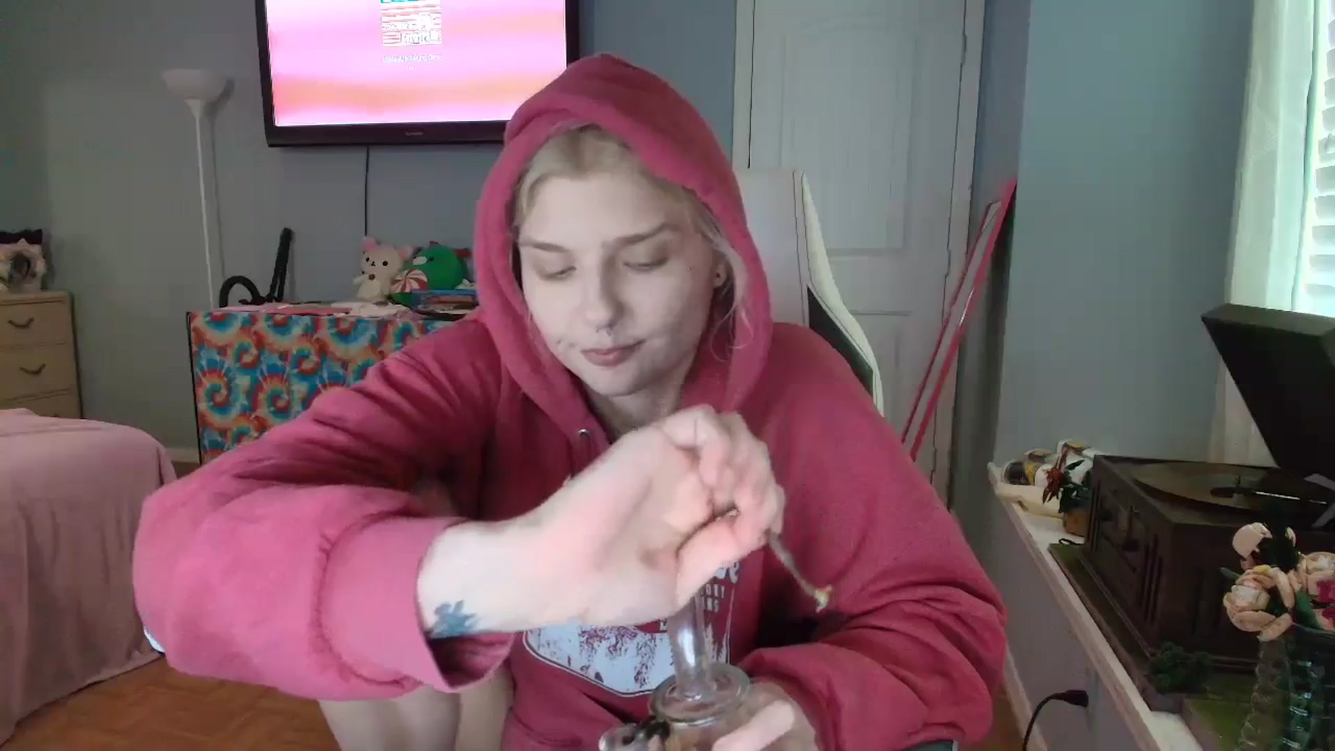 Gallery image thumbnail from DuckChan0's myfreecams stream on, 01/08/2025, 18:25 image 3 of 20
