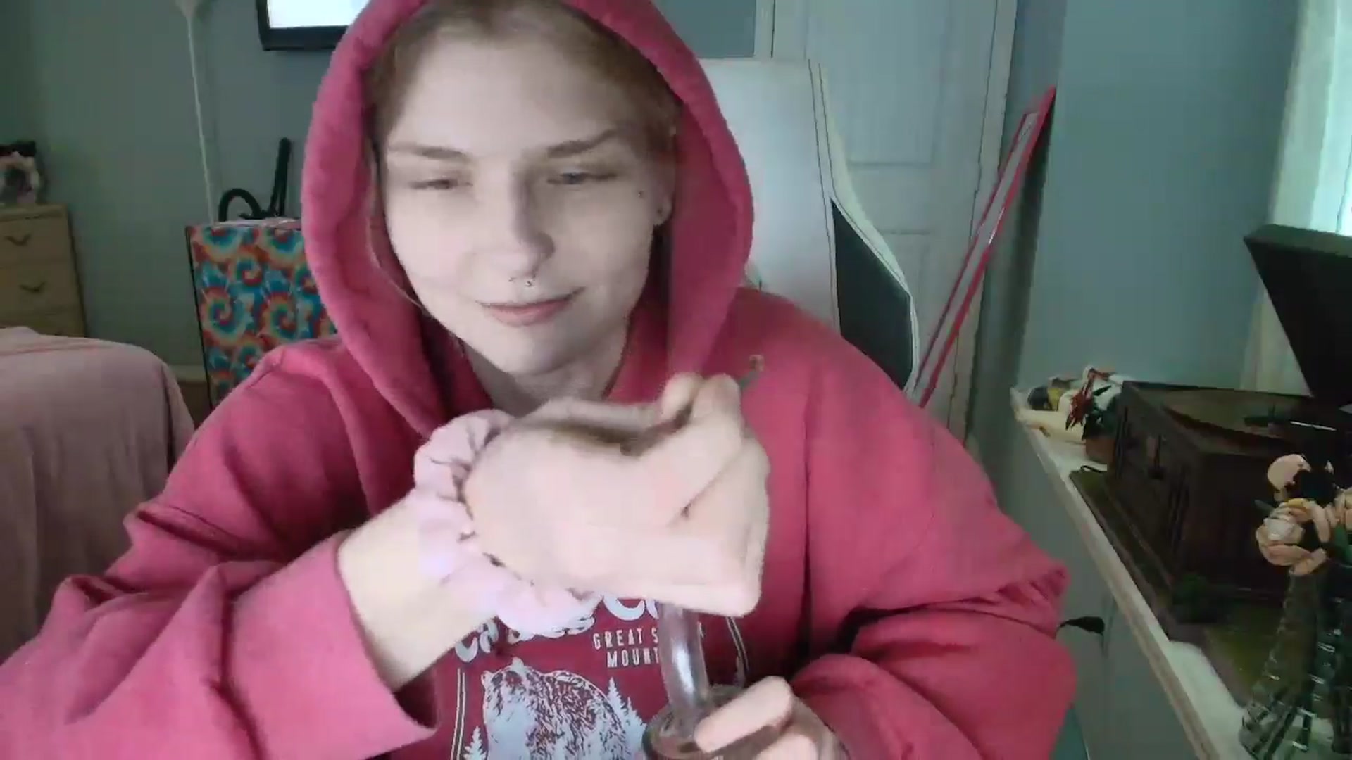 Gallery image thumbnail from DuckChan0's myfreecams stream on, 01/08/2025, 18:25 image 17 of 20