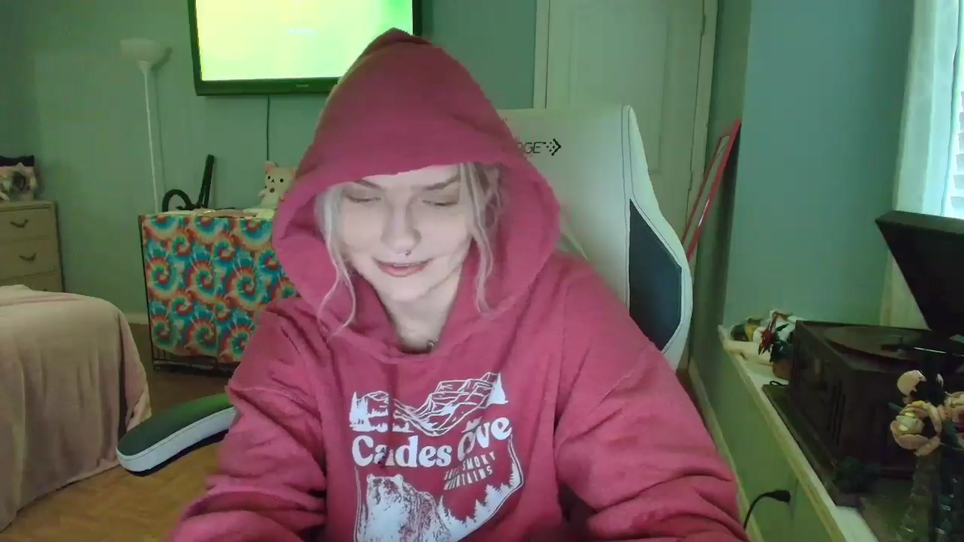 Gallery image thumbnail from DuckChan0's myfreecams stream on, 01/08/2025, 18:25 image 15 of 20