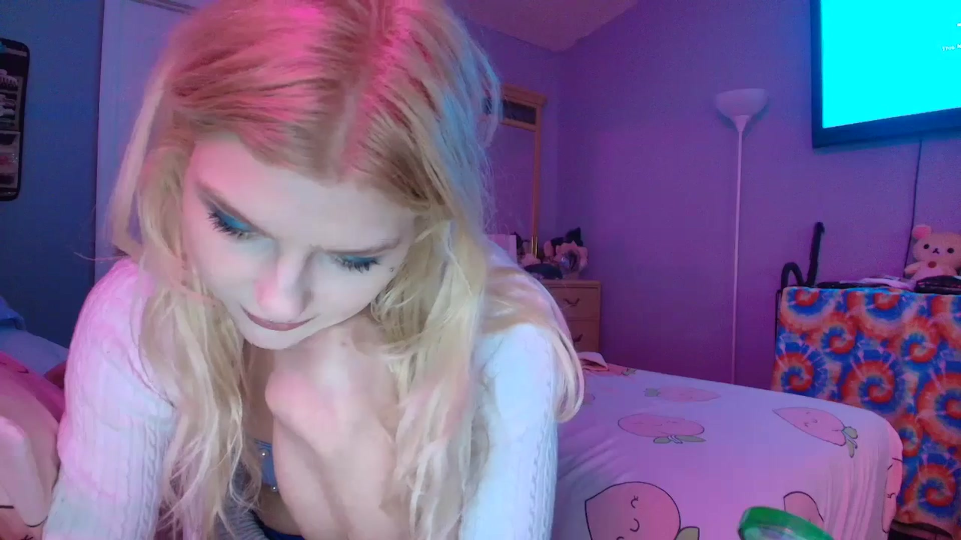 Gallery image thumbnail from DuckChan0's myfreecams stream on, 01/12/2025, 17:29 image 5 of 20