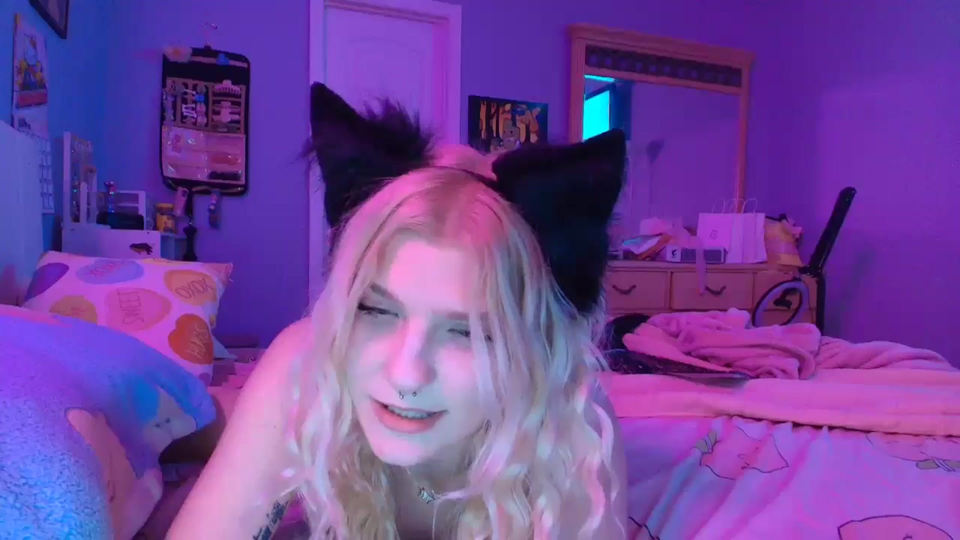 Gallery image thumbnail from DuckChan0's myfreecams stream on, 01/14/2025, 24:34 image 13 of 20