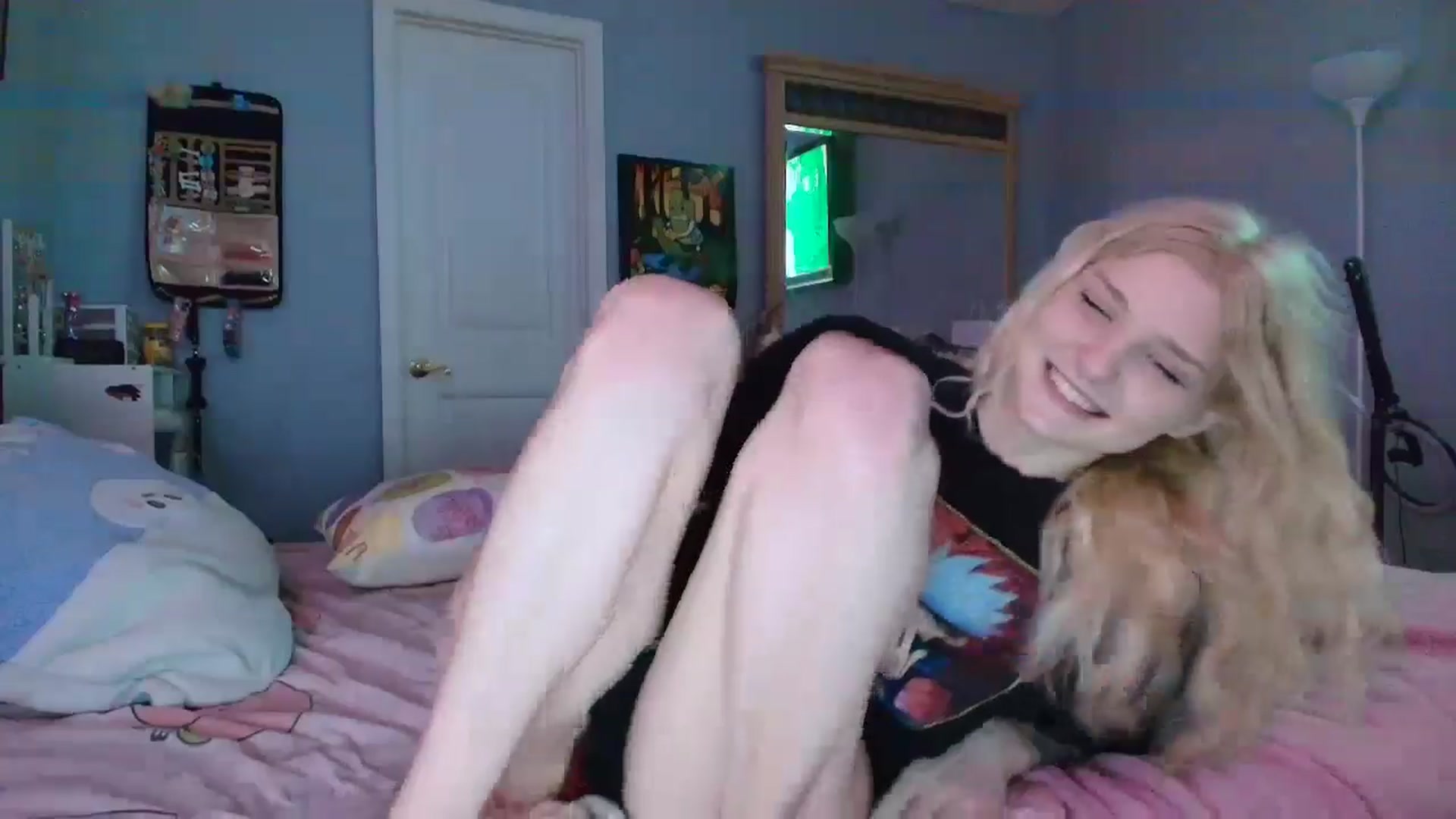 Gallery image thumbnail from DuckChan0's myfreecams stream on, 01/14/2025, 15:30 image 4 of 20