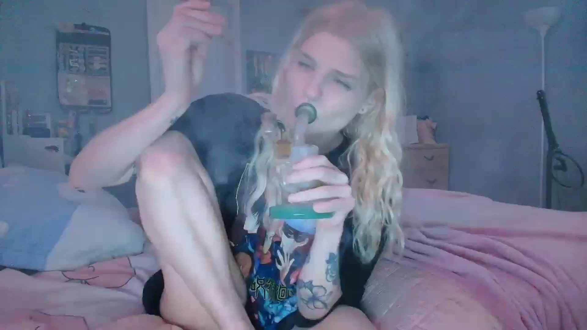 Gallery image thumbnail from DuckChan0's myfreecams stream on, 01/14/2025, 15:30 image 14 of 20