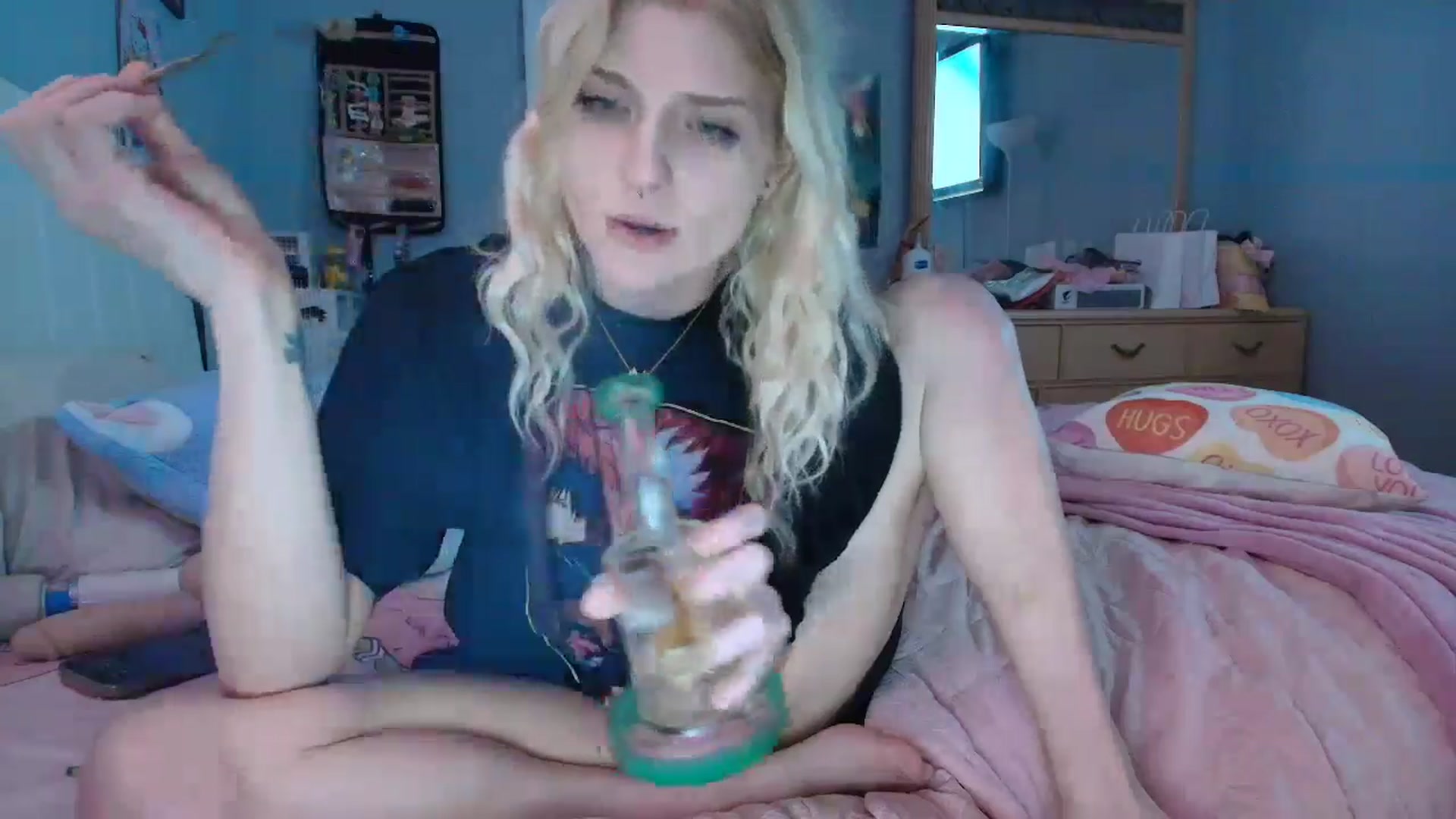 Gallery image thumbnail from DuckChan0's myfreecams stream on, 01/14/2025, 16:34 image 19 of 20