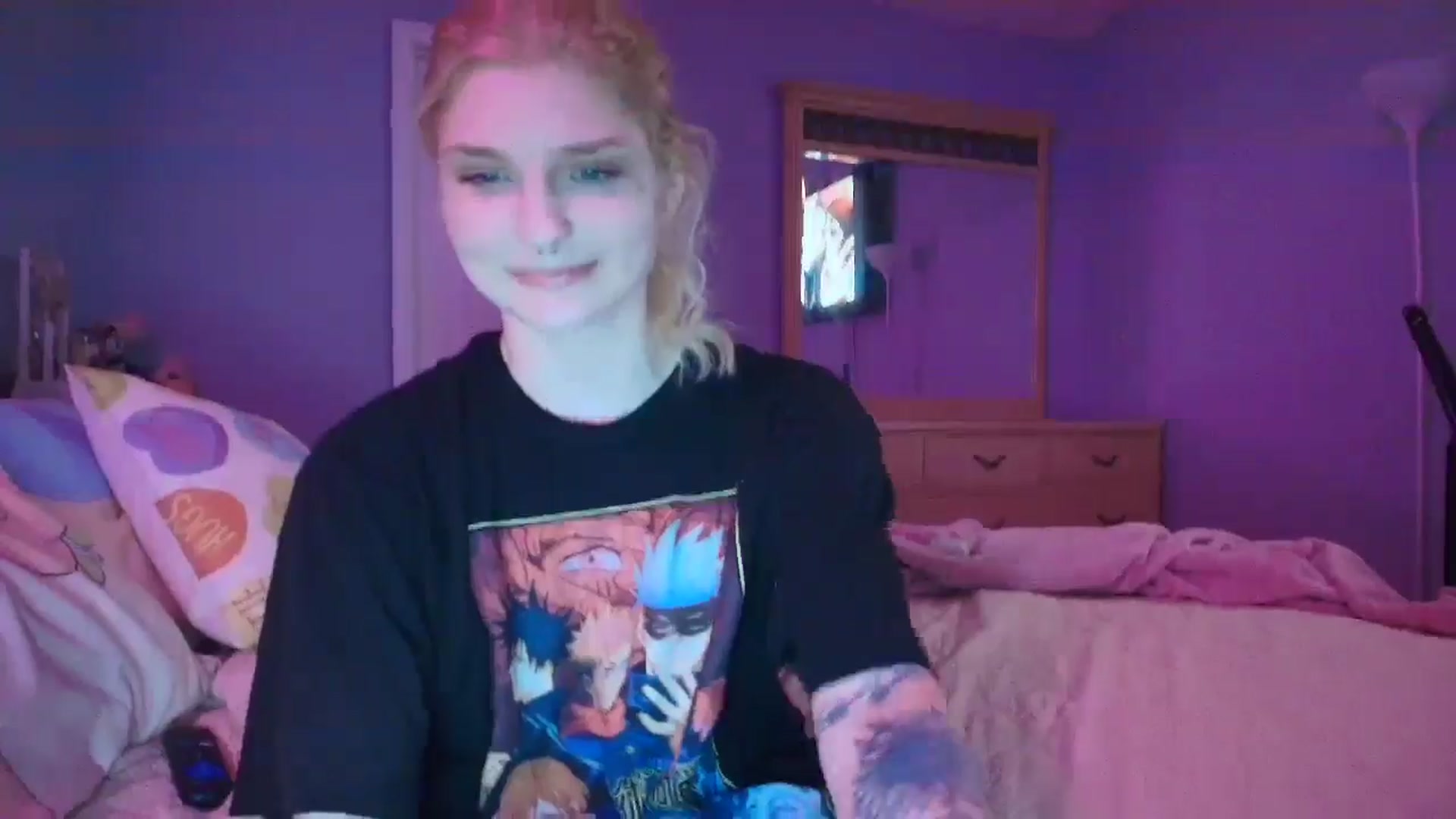 Gallery image thumbnail from DuckChan0's myfreecams stream on, 01/14/2025, 23:52 image 5 of 20