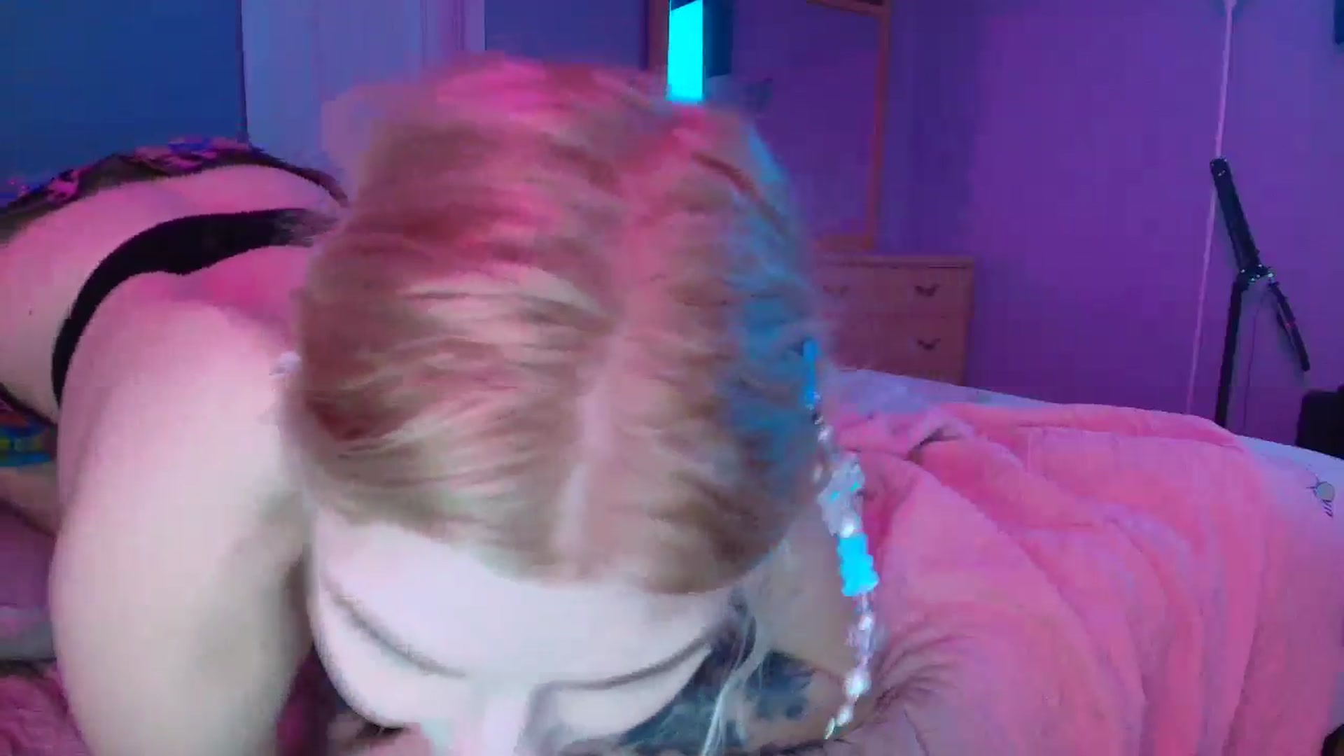 Gallery image thumbnail from DuckChan0's myfreecams stream on, 01/15/2025, 19:00 image 6 of 20