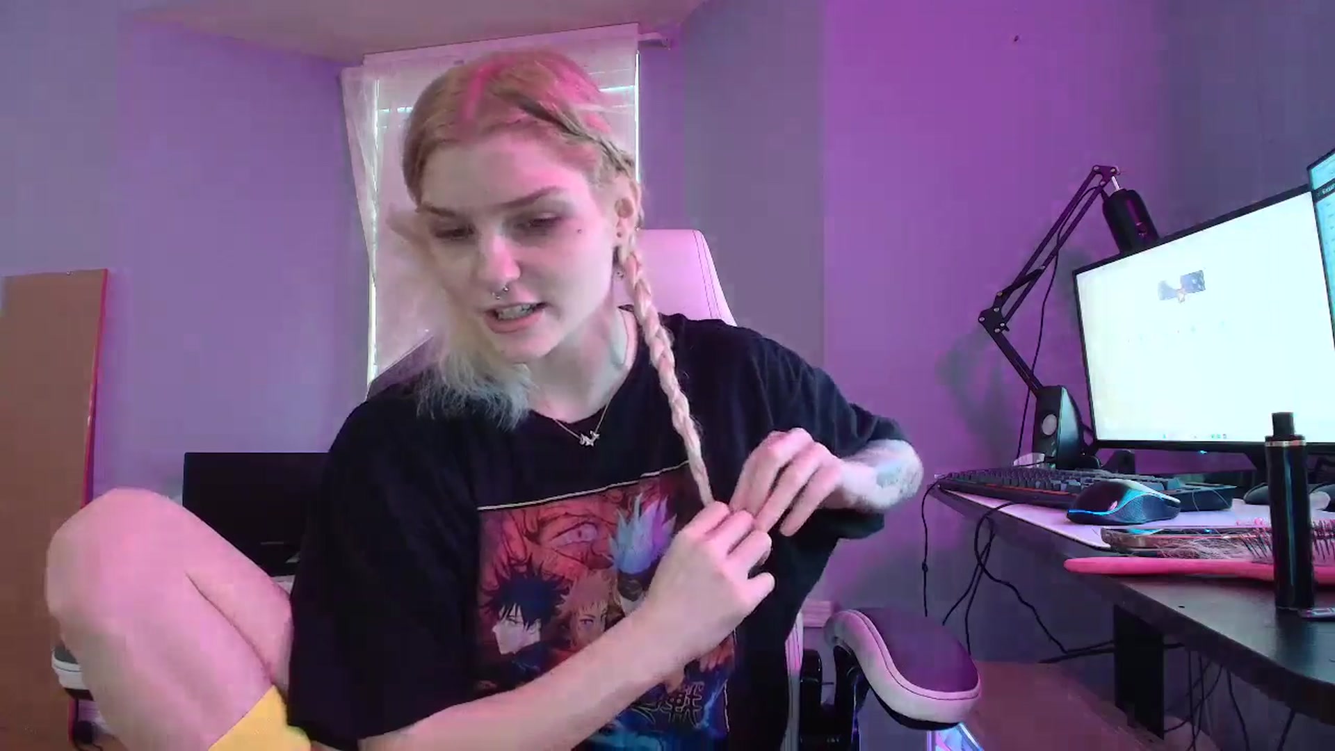 Gallery image thumbnail from DuckChan0's myfreecams stream on, 01/23/2025, 14:15 image 8 of 20