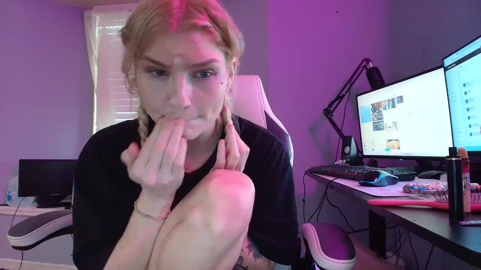 Gallery image thumbnail from DuckChan0's myfreecams stream on, 01/23/2025, 14:15 image 16 of 20