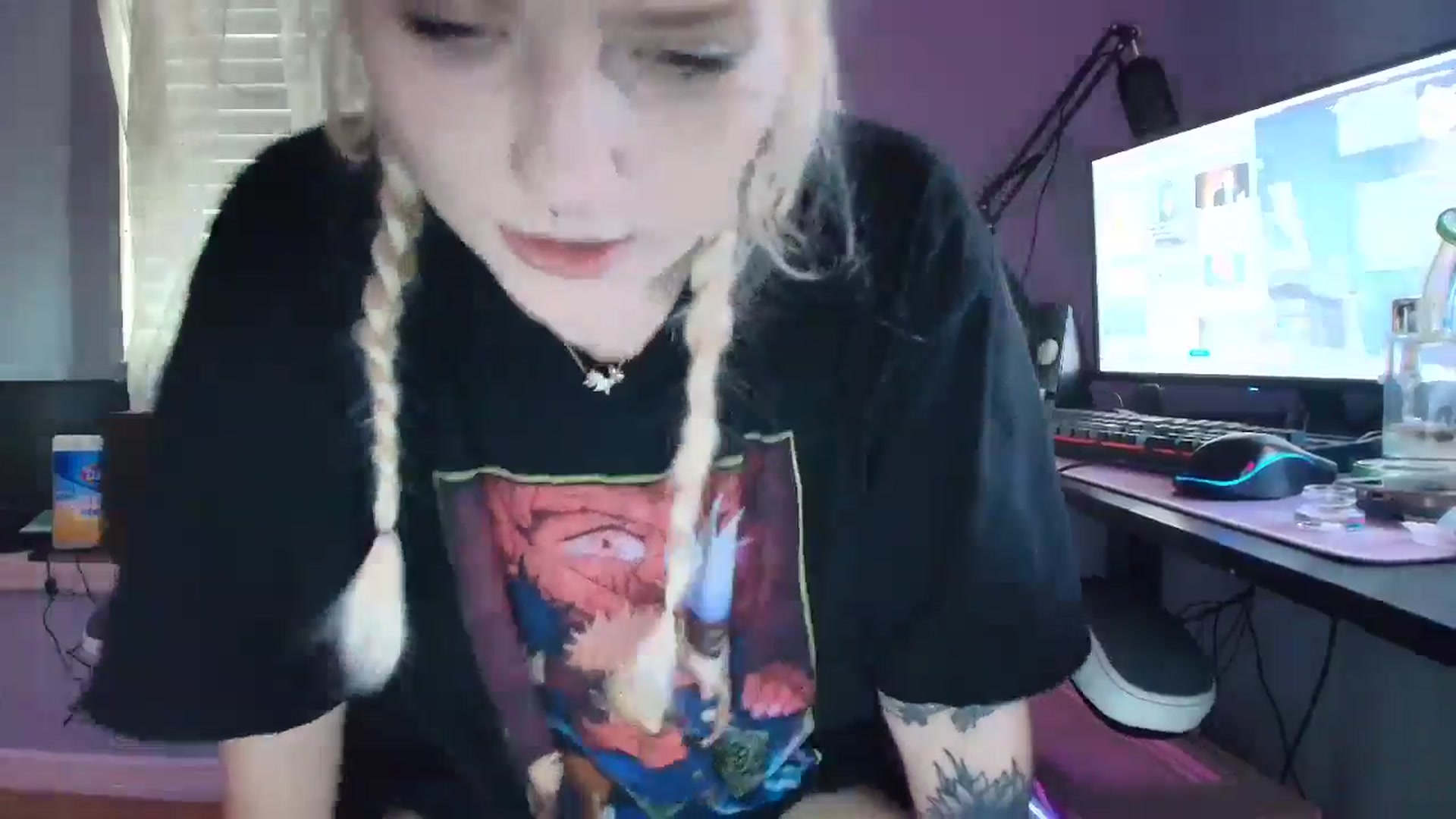 Gallery image thumbnail from DuckChan0's myfreecams stream on, 01/23/2025, 15:13 image 19 of 20