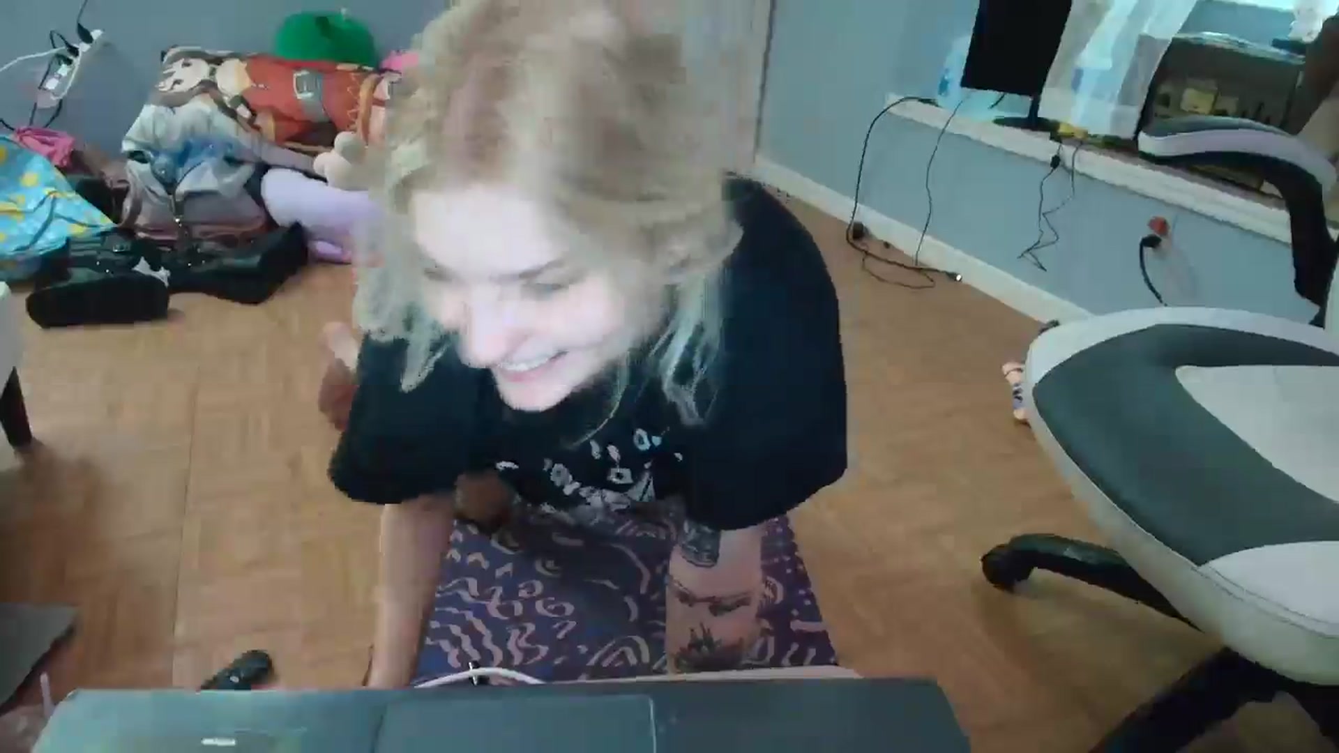 Gallery image thumbnail from DuckChan0's myfreecams stream on, 01/24/2025, 14:43 image 19 of 20