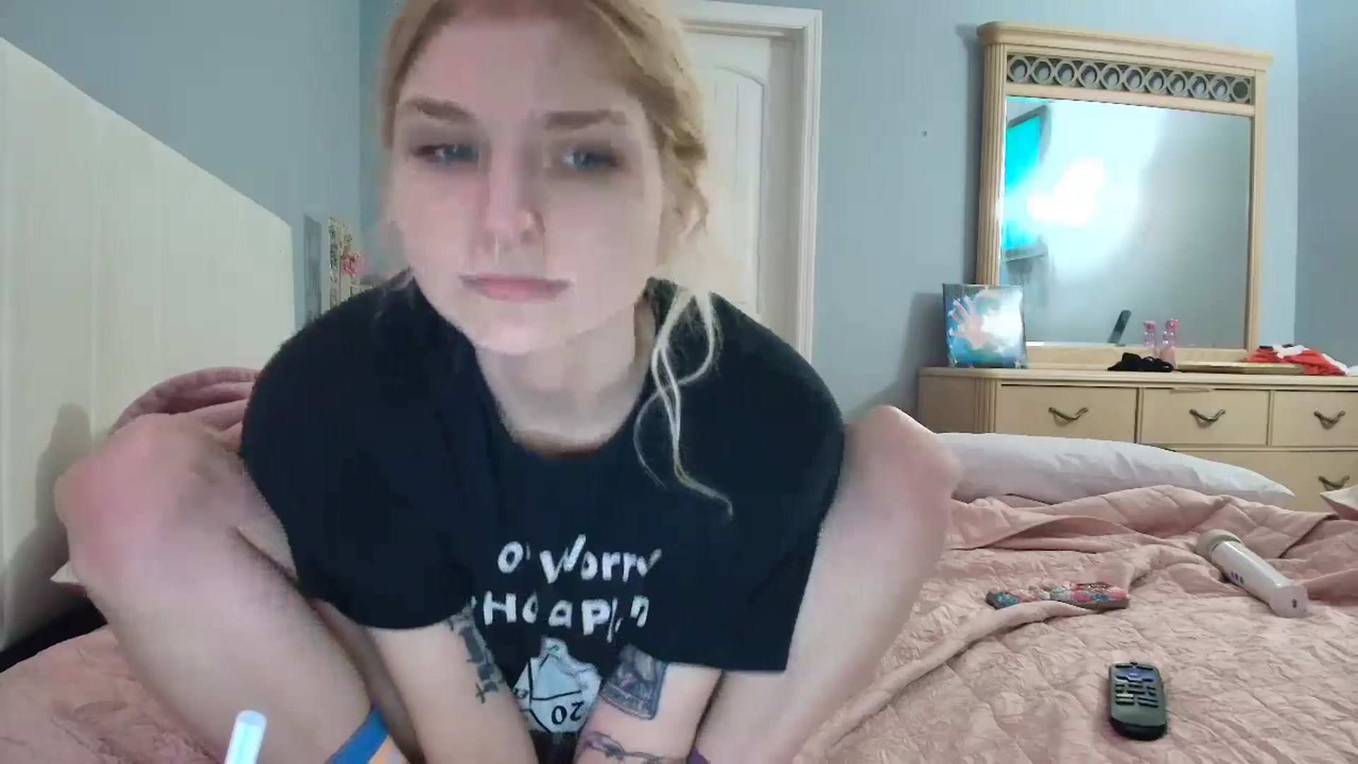 Gallery image thumbnail from DuckChan0's myfreecams stream on, 01/24/2025, 14:43 image 6 of 20