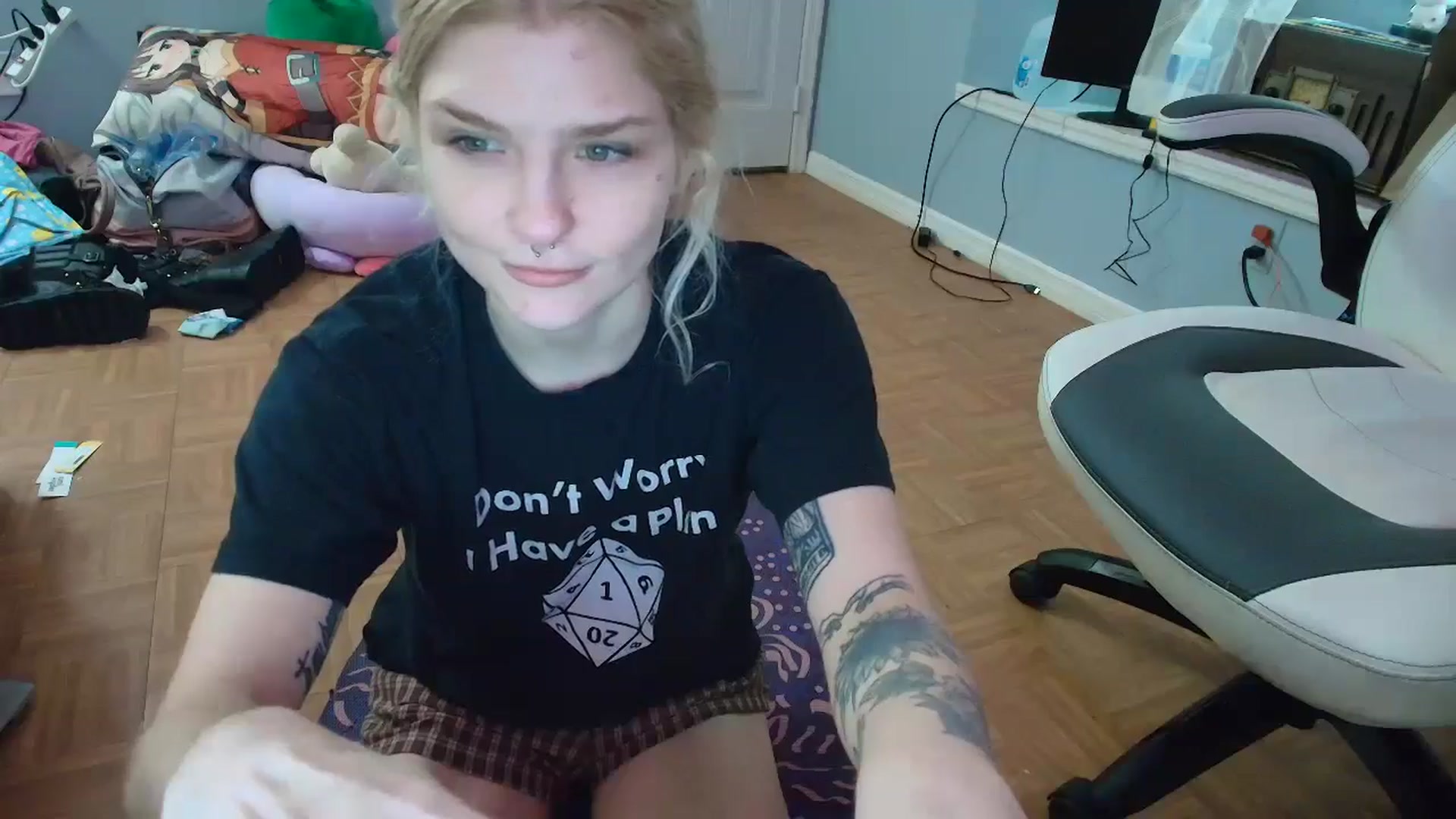 Gallery image thumbnail from DuckChan0's myfreecams stream on, 01/24/2025, 14:43 image 8 of 20