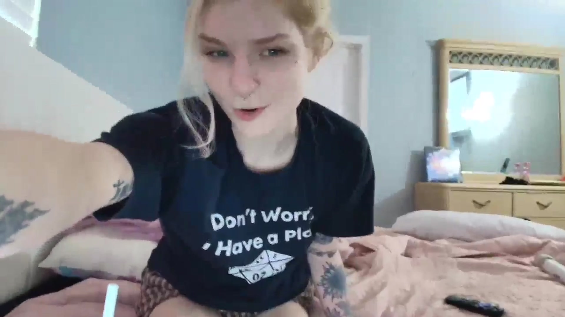 Gallery image thumbnail from DuckChan0's myfreecams stream on, 01/24/2025, 14:43 image 3 of 20