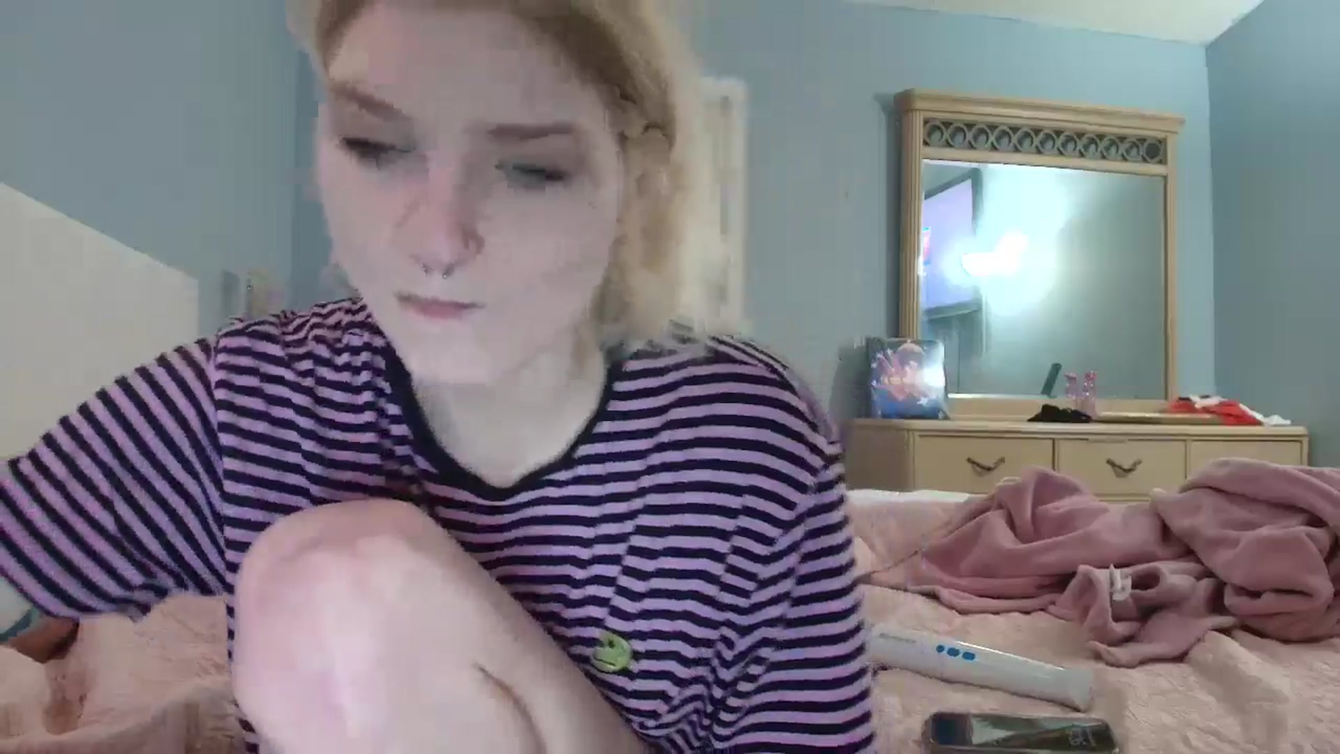 Gallery image thumbnail from DuckChan0's myfreecams stream on, 01/24/2025, 15:41 image 5 of 20