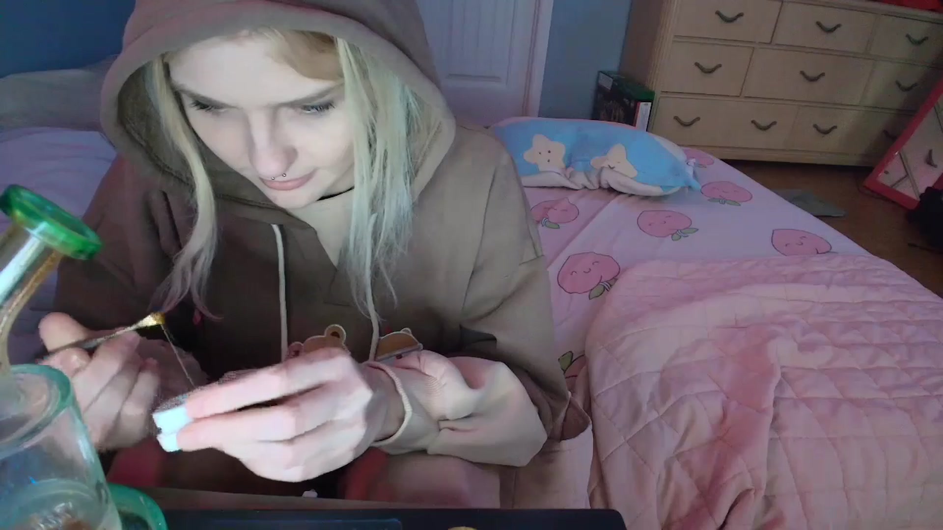 Gallery image thumbnail from DuckChan0's myfreecams stream on, 01/27/2025, 16:55 image 2 of 20