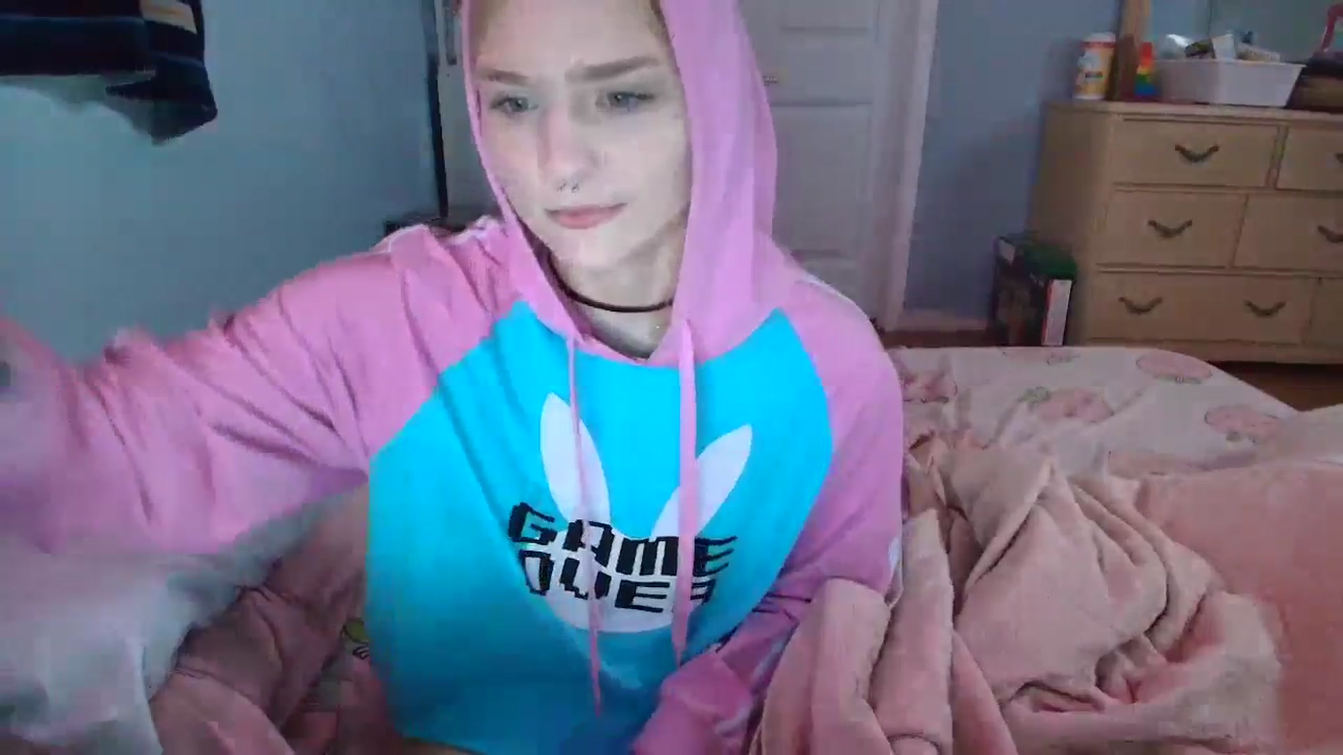 Gallery image thumbnail from DuckChan0's myfreecams stream on, 01/28/2025, 13:56 image 11 of 20