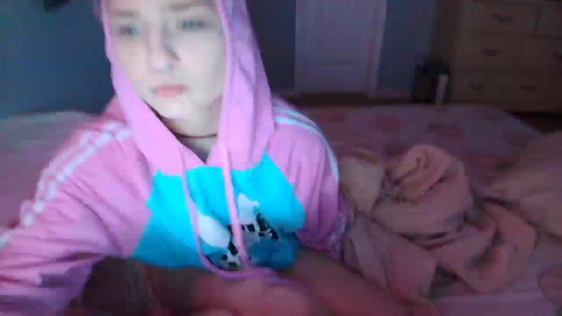 Gallery image thumbnail from DuckChan0's myfreecams stream on, 01/28/2025, 13:56 image 18 of 20