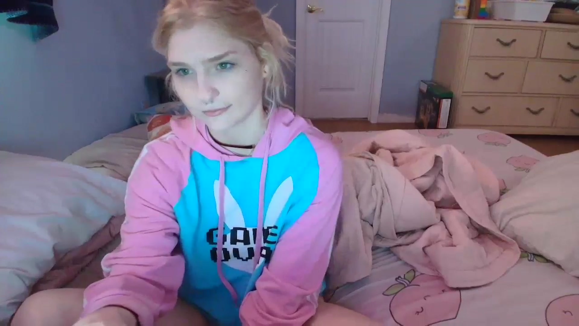 Gallery image thumbnail from DuckChan0's myfreecams stream on, 01/28/2025, 14:28 image 8 of 20