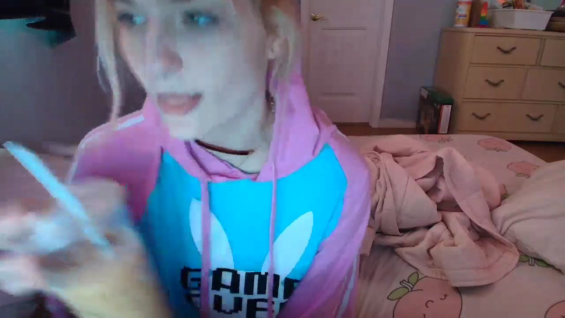 Gallery image thumbnail from DuckChan0's myfreecams stream on, 01/28/2025, 14:28 image 5 of 20