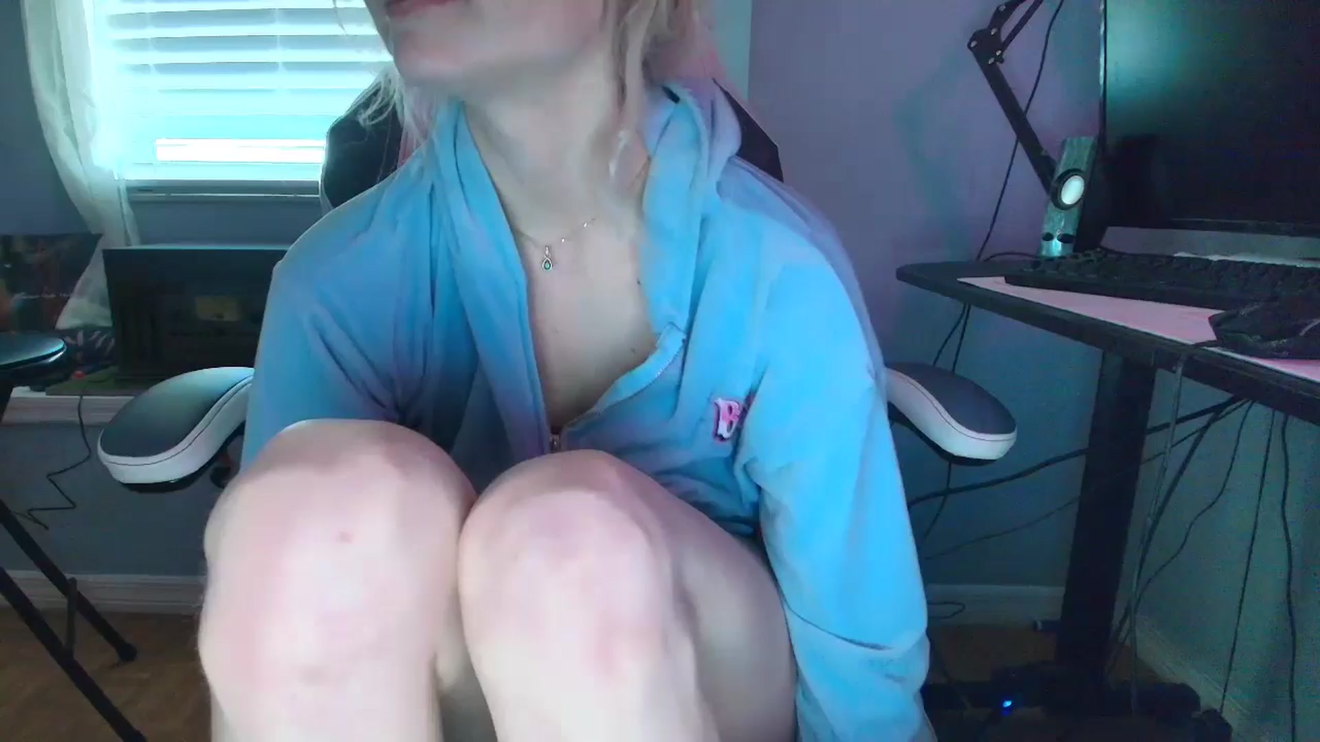 Gallery image thumbnail from DuckChan0's myfreecams stream on, 01/30/2025, 17:35 image 1 of 20