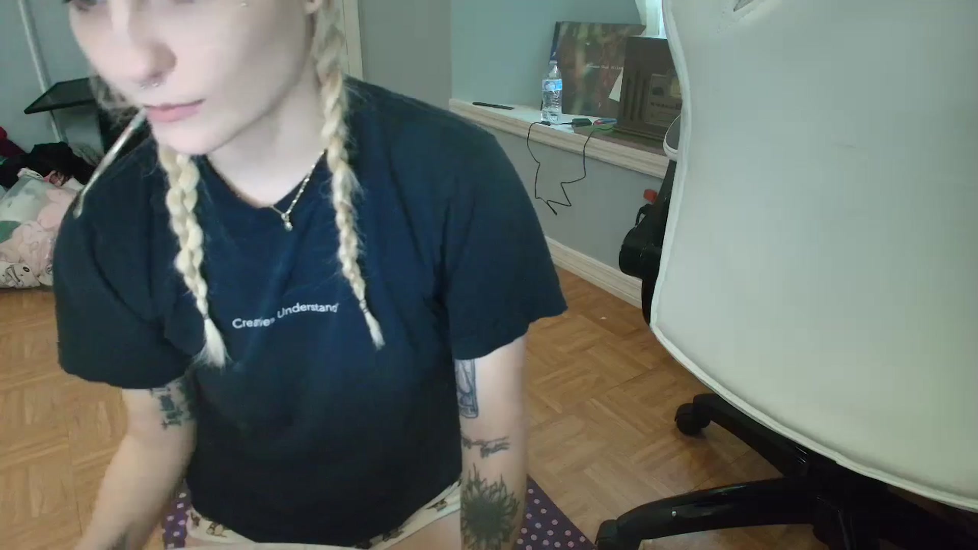 Gallery image thumbnail from DuckChan0's myfreecams stream on, 01/31/2025, 15:29 image 20 of 20