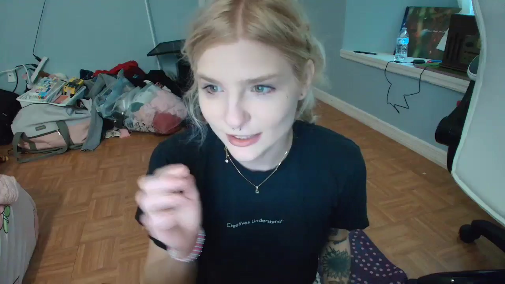 Gallery image thumbnail from DuckChan0's myfreecams stream on, 01/31/2025, 15:29 image 11 of 20