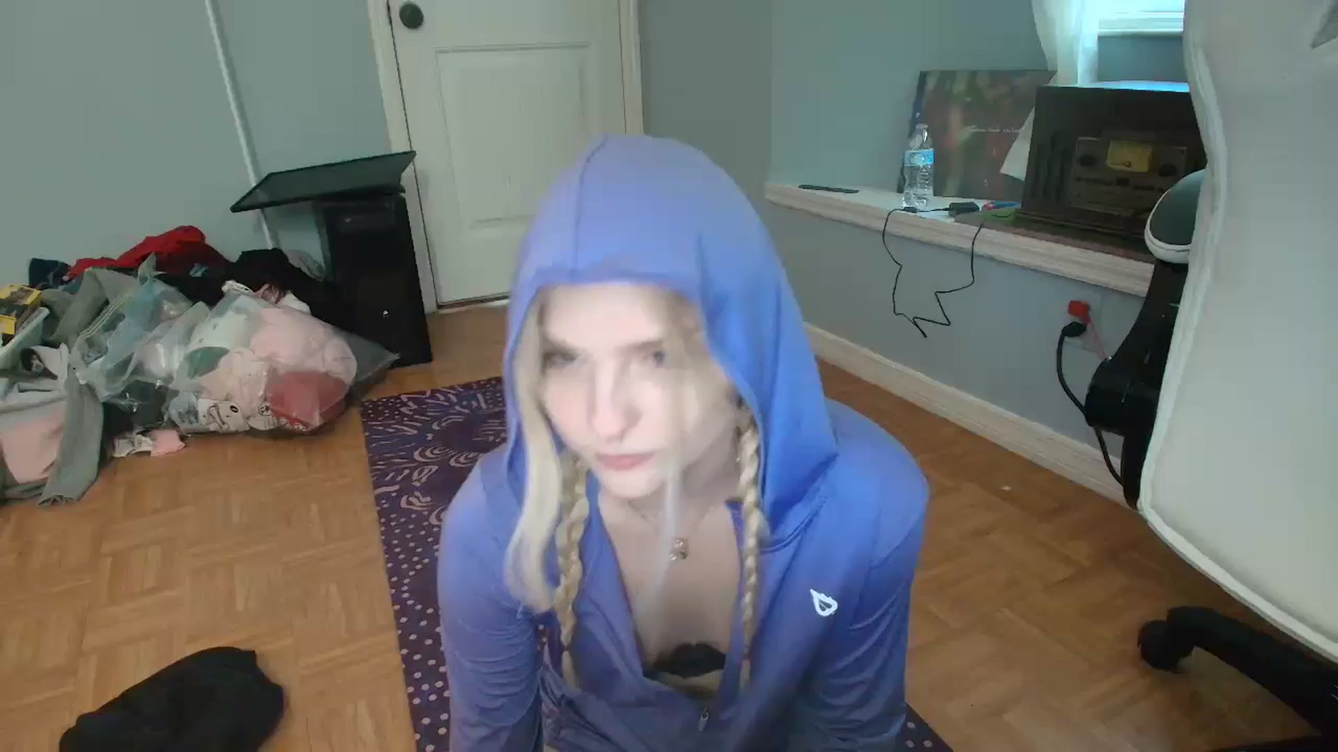 Gallery image thumbnail from DuckChan0's myfreecams stream on, 01/31/2025, 16:19 image 1 of 20