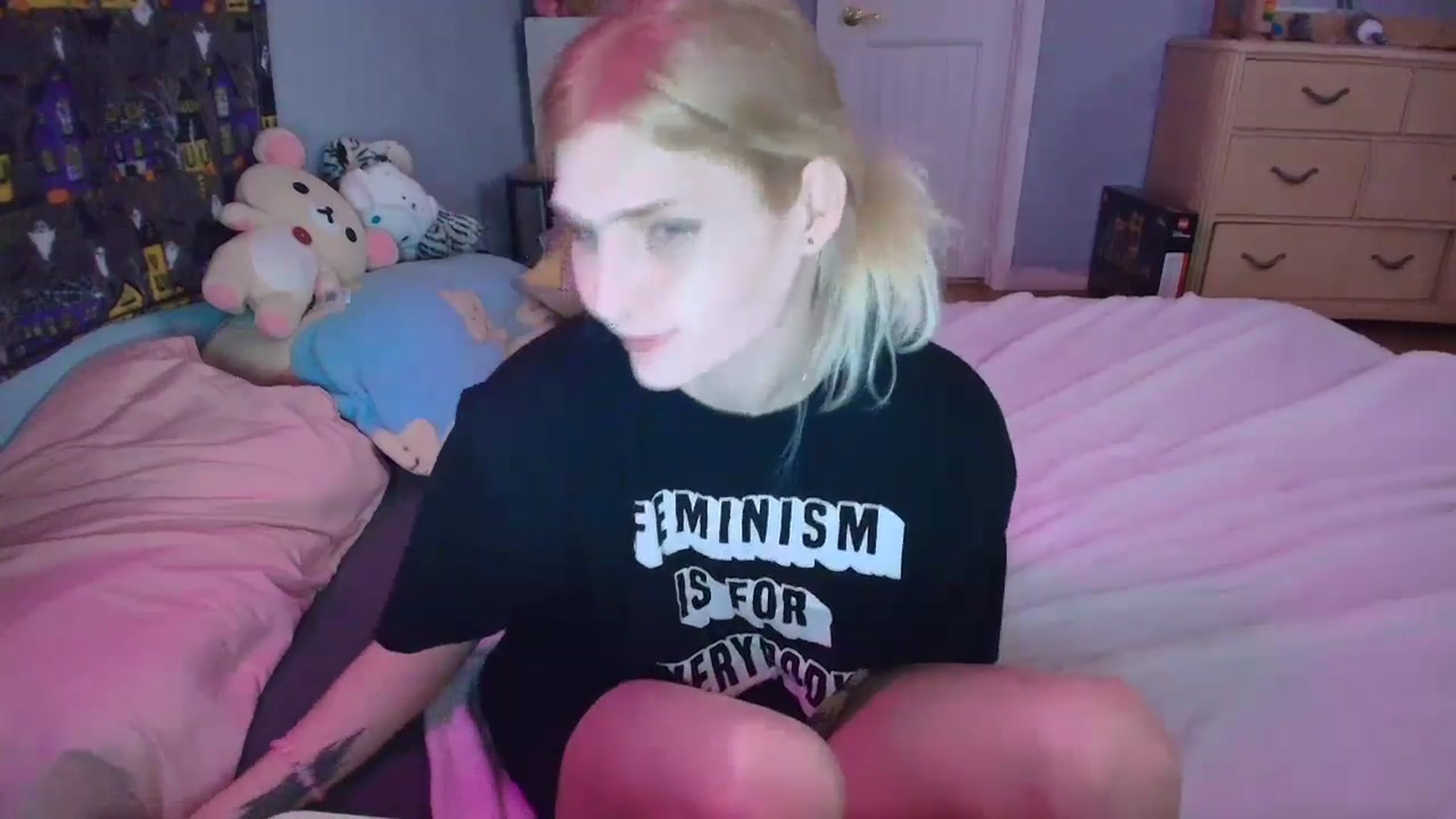 Gallery image thumbnail from DuckChan0's myfreecams stream on, 02/02/2025, 17:34 image 3 of 20