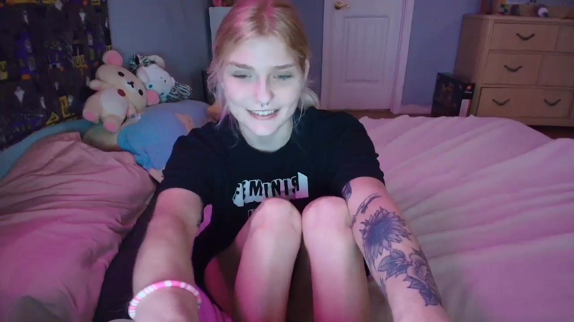 Gallery image thumbnail from DuckChan0's myfreecams stream on, 02/02/2025, 17:34 image 10 of 20